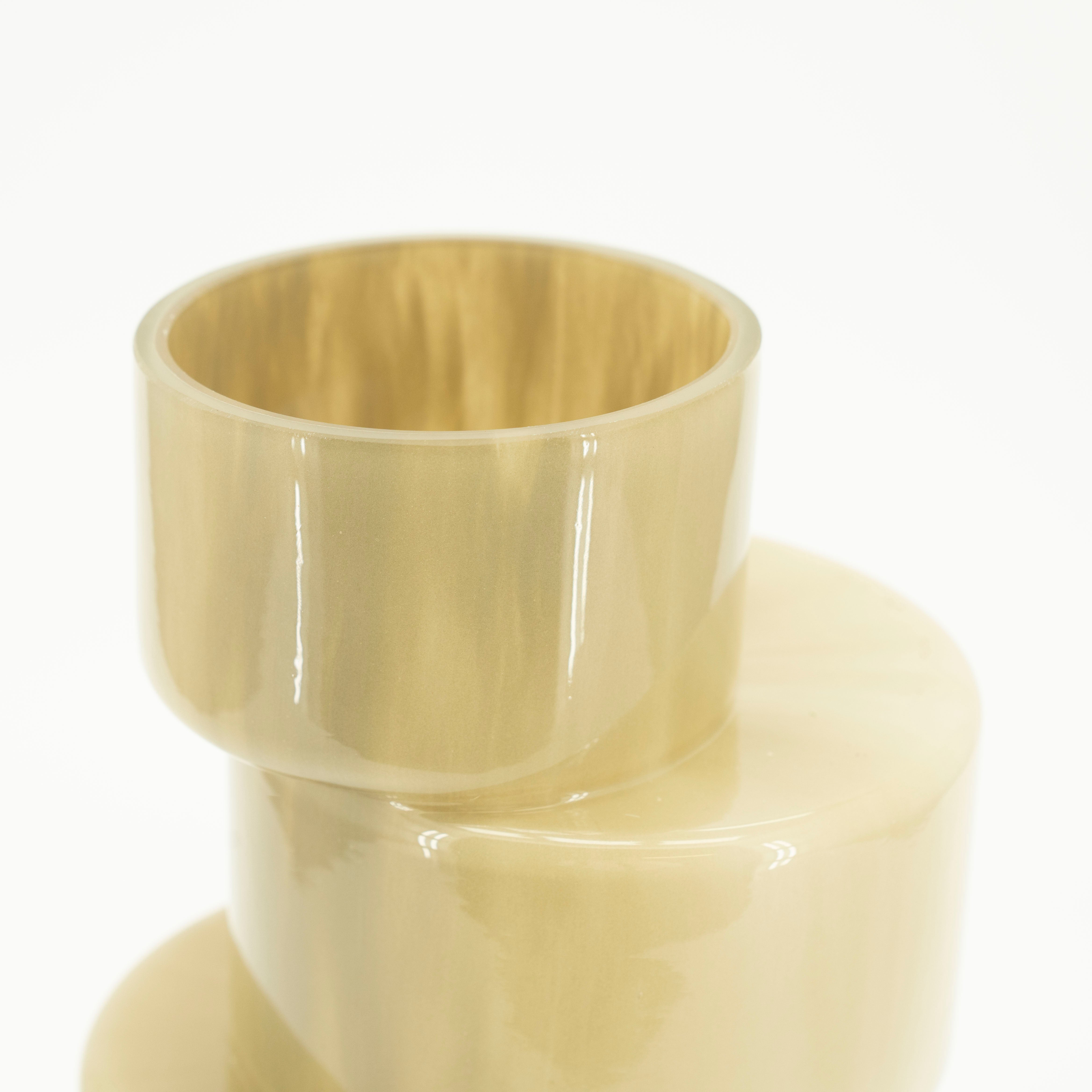 Sklenená váza PILA béžová