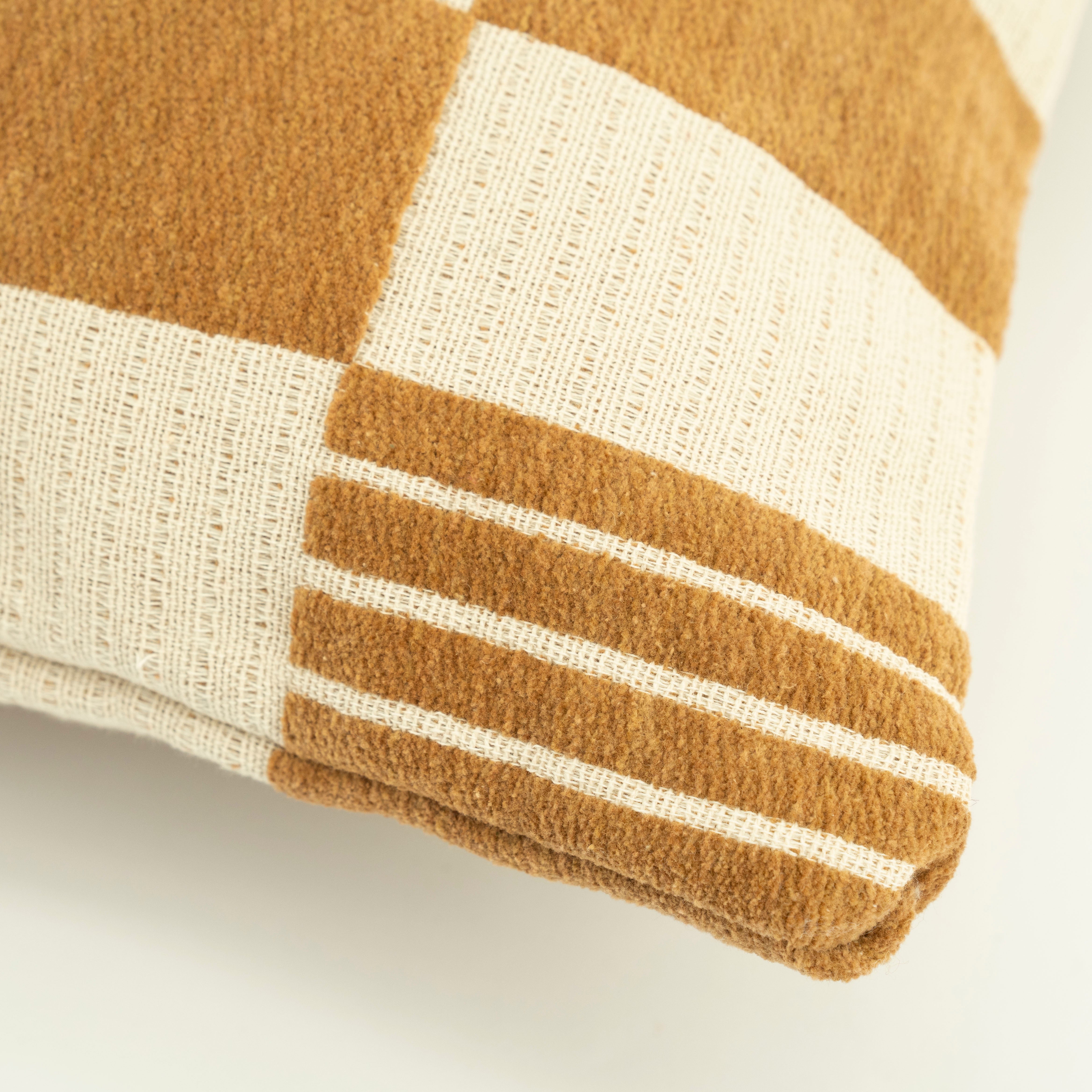 TWIST cushion mustard with beige