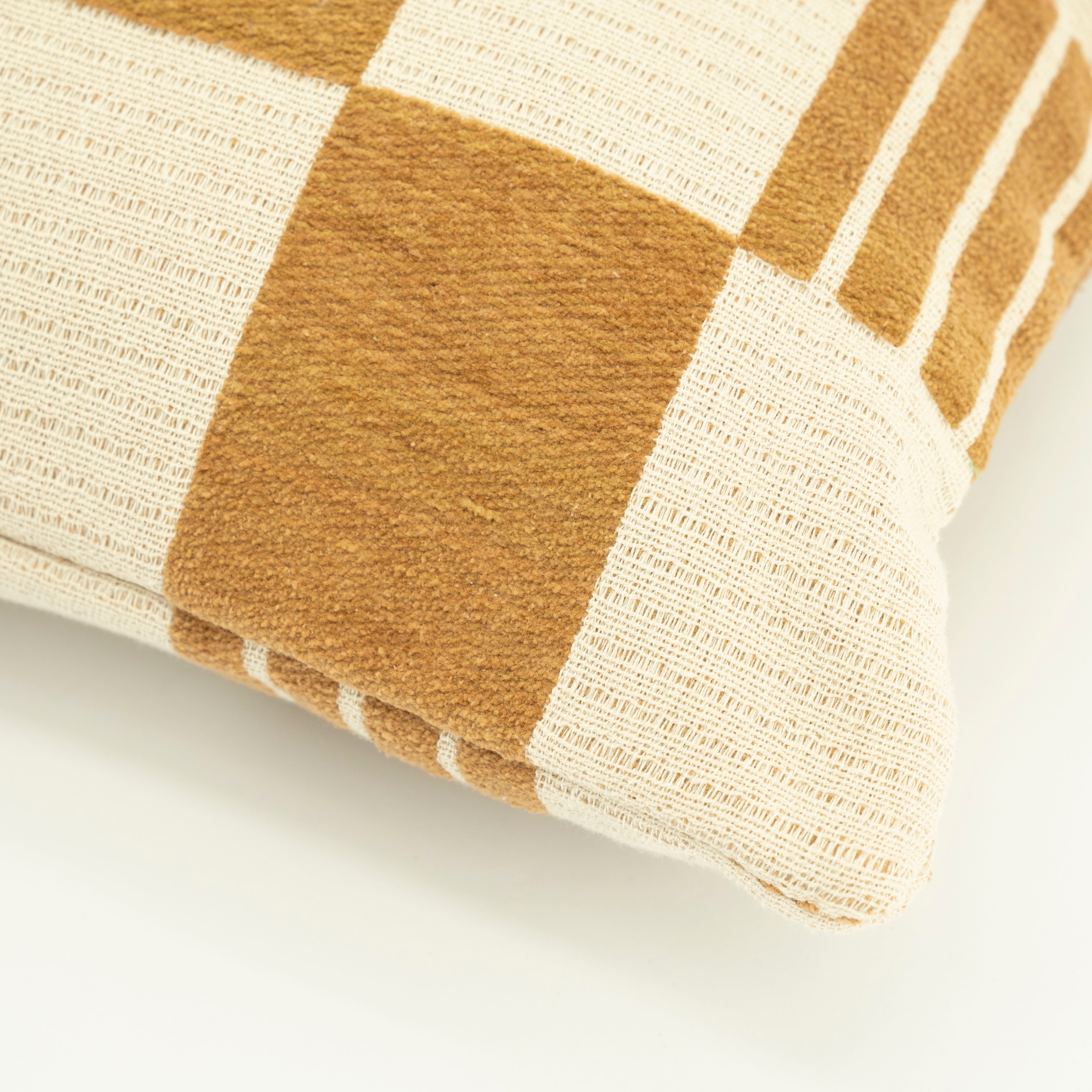 TWIST cushion mustard with beige