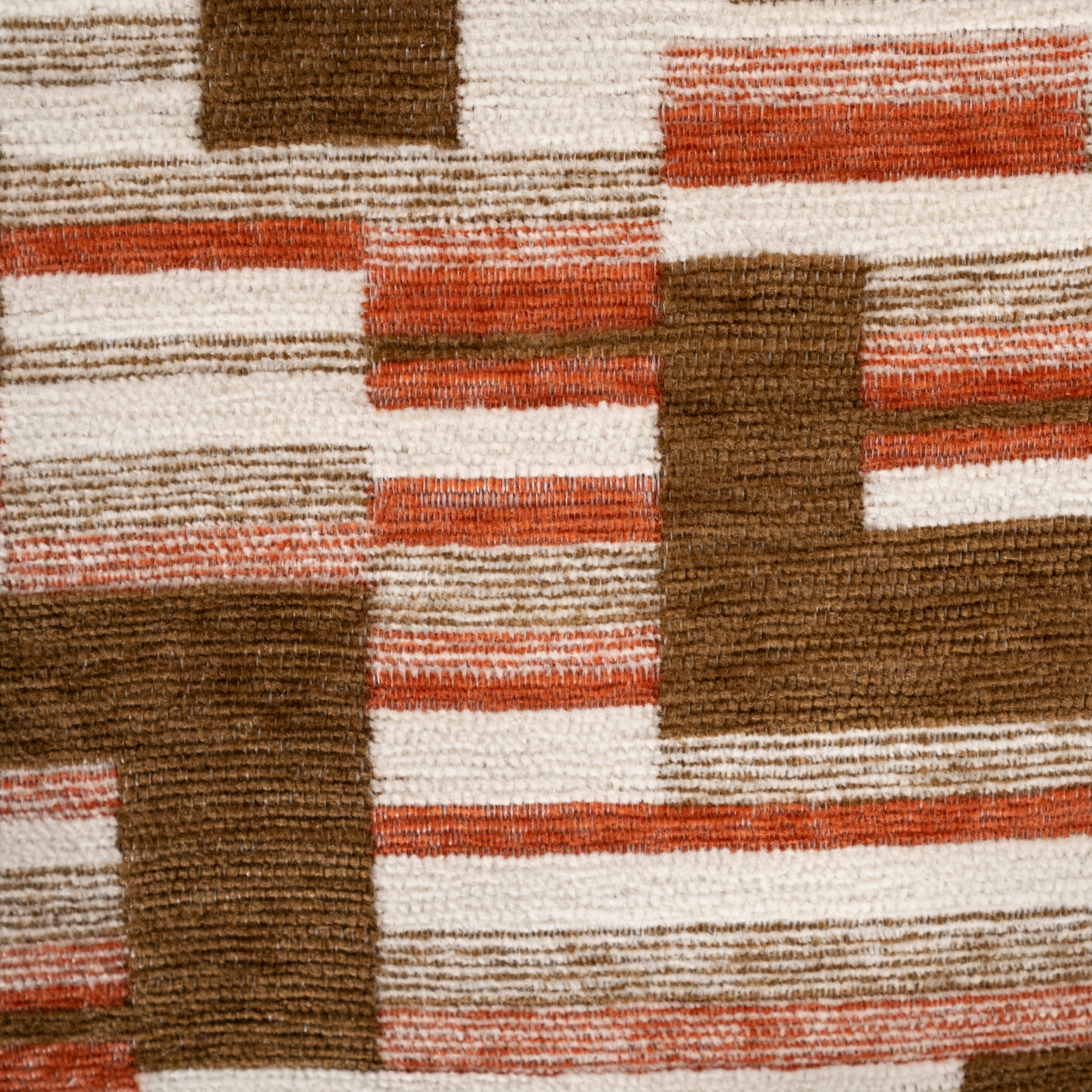 RETROVA cream armchair with brown