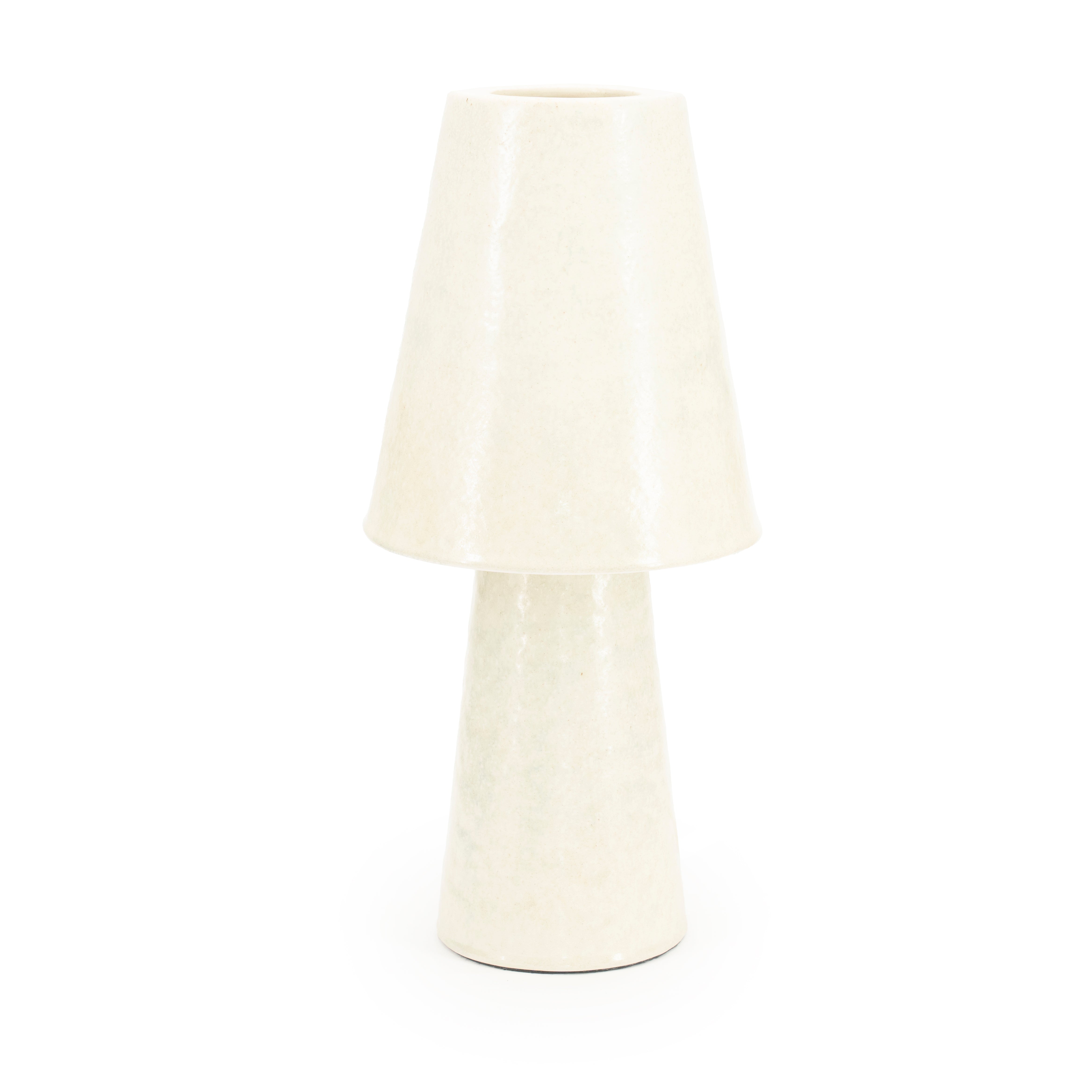 CLAYTON cream table lamp