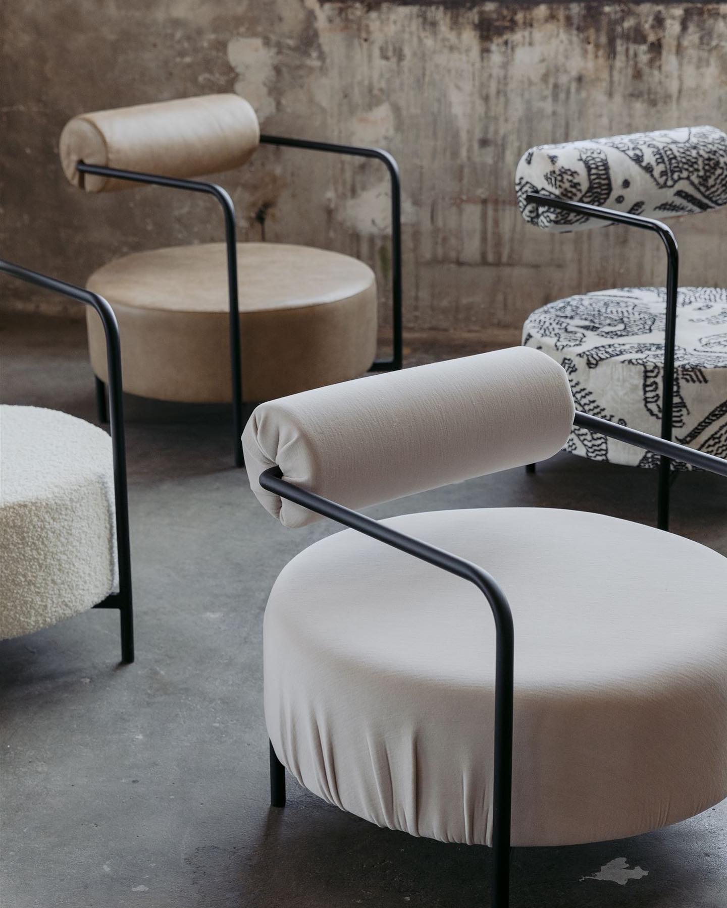 Fotel SAFFRON čalúnený