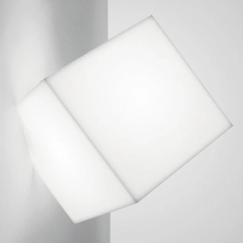 EDGE Wall Lamp White