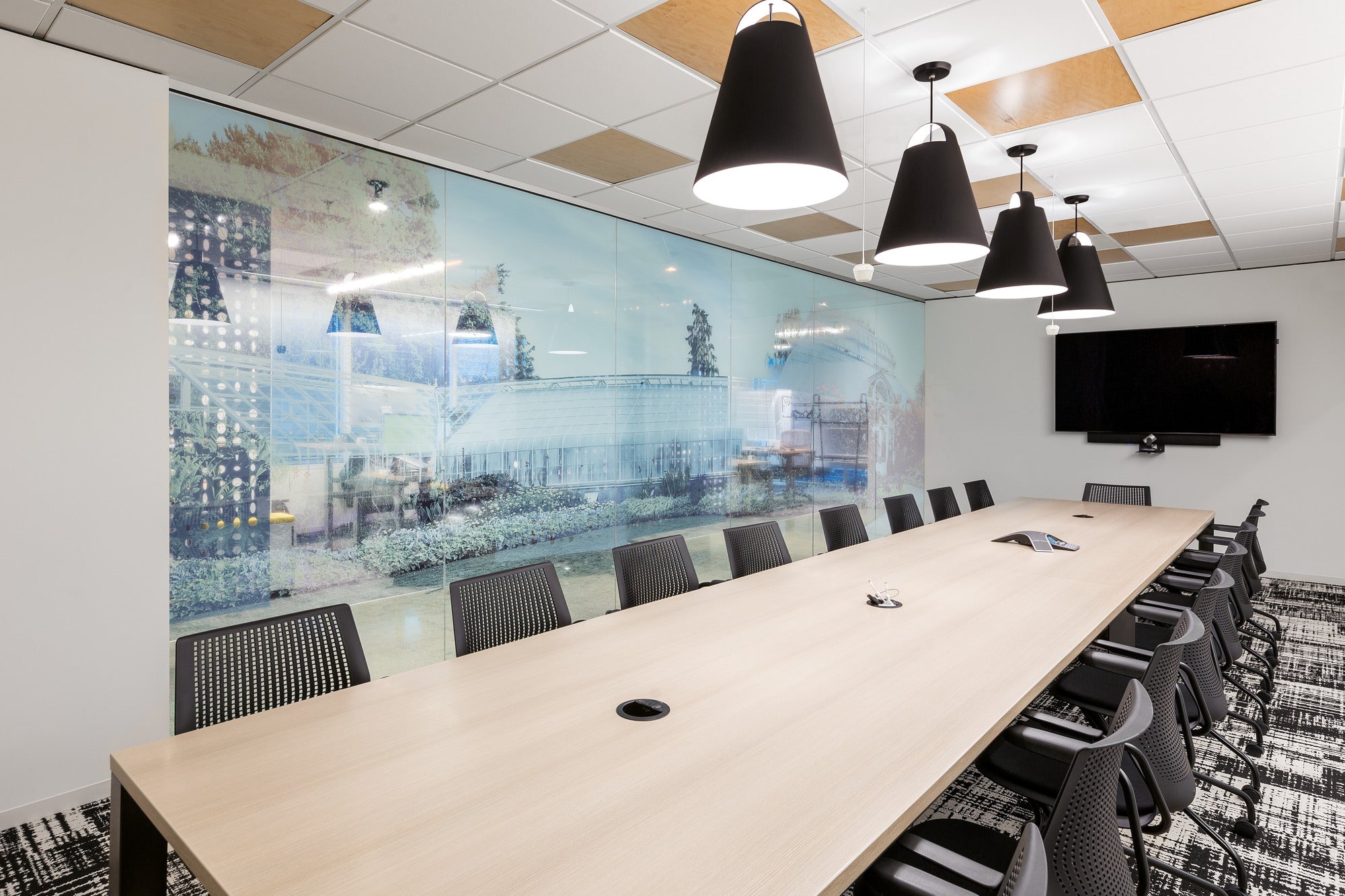 Závesná lampa ABOVE čierna