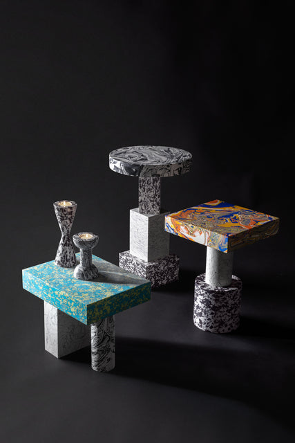 Bočný stolík SWIRL jantárový mramor