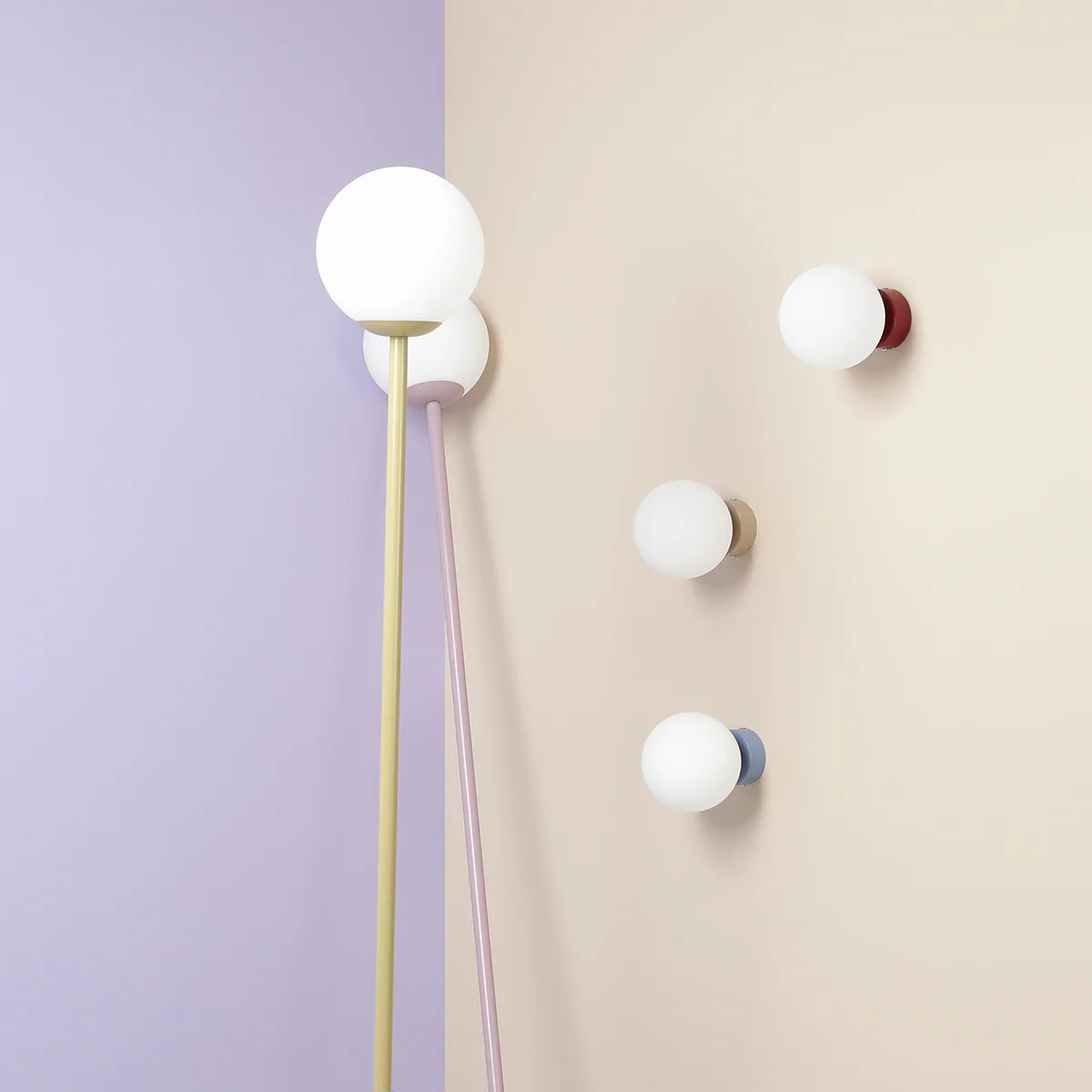 Pistachio Pinne floor lamp