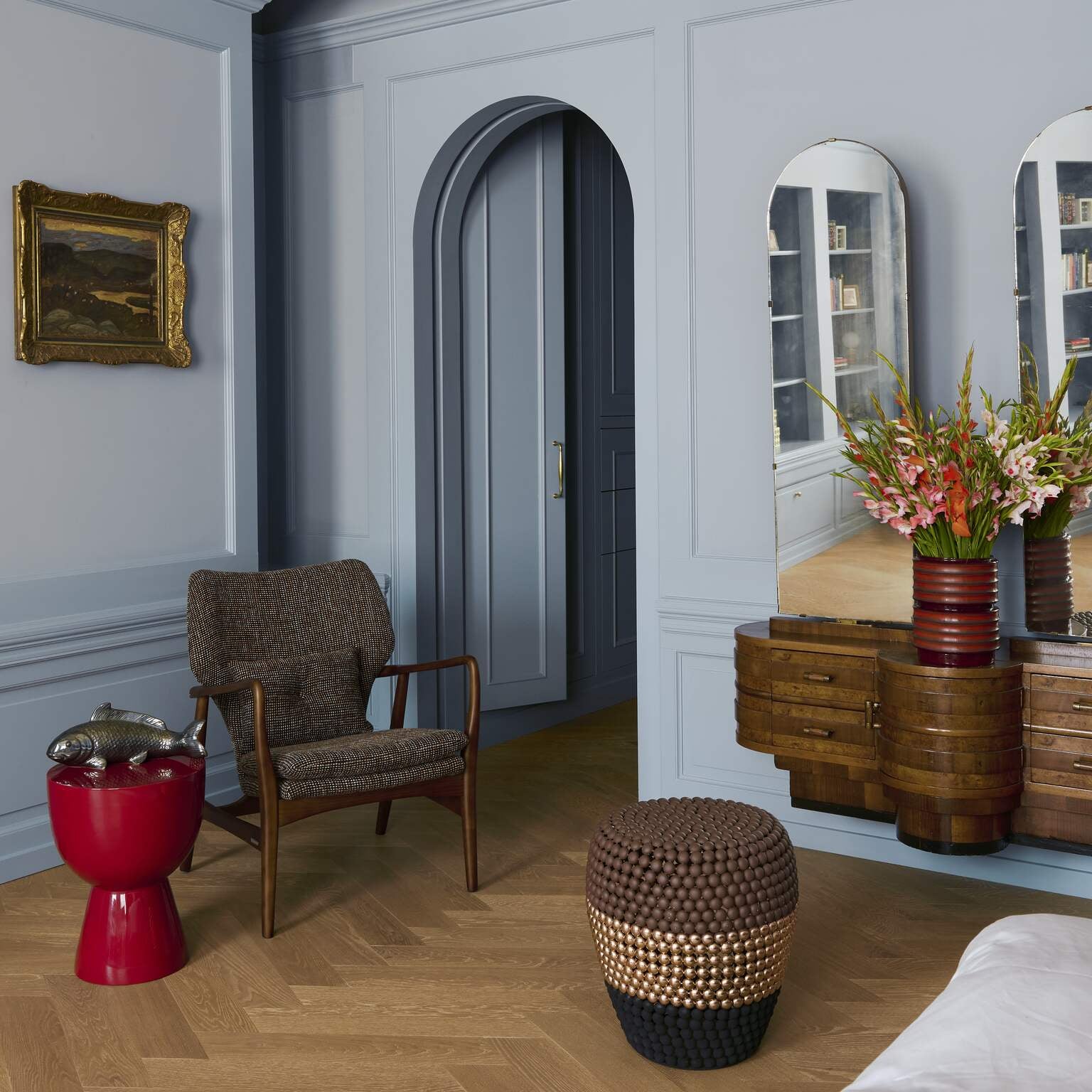 Hnedá stolička DOT s medenou a čiernou