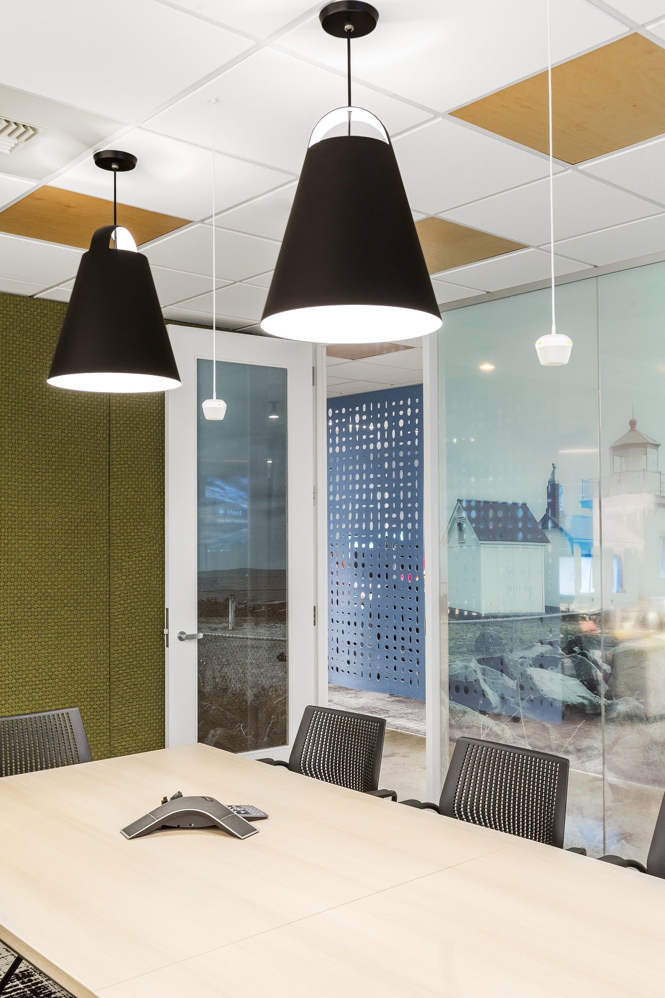 Závesná lampa ABOVE čierna