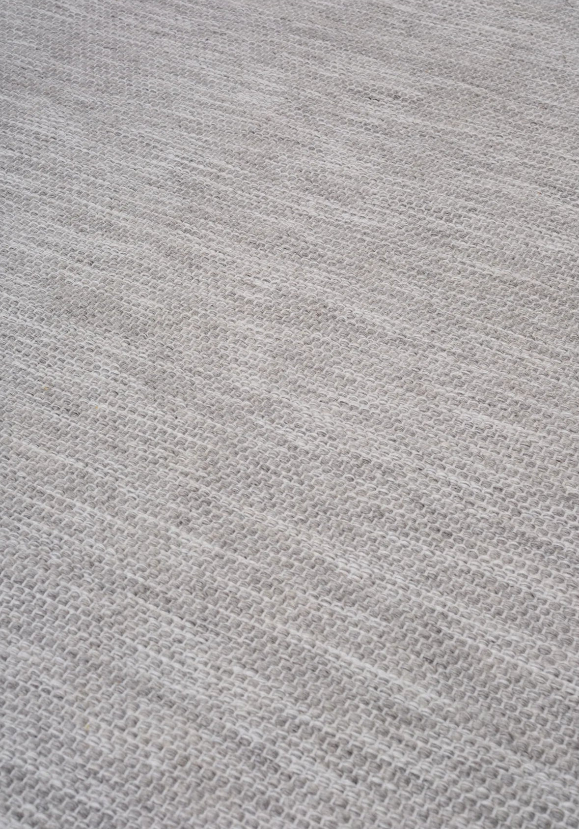 Kruhový koberec ADONIC MIST - STEEL šedý