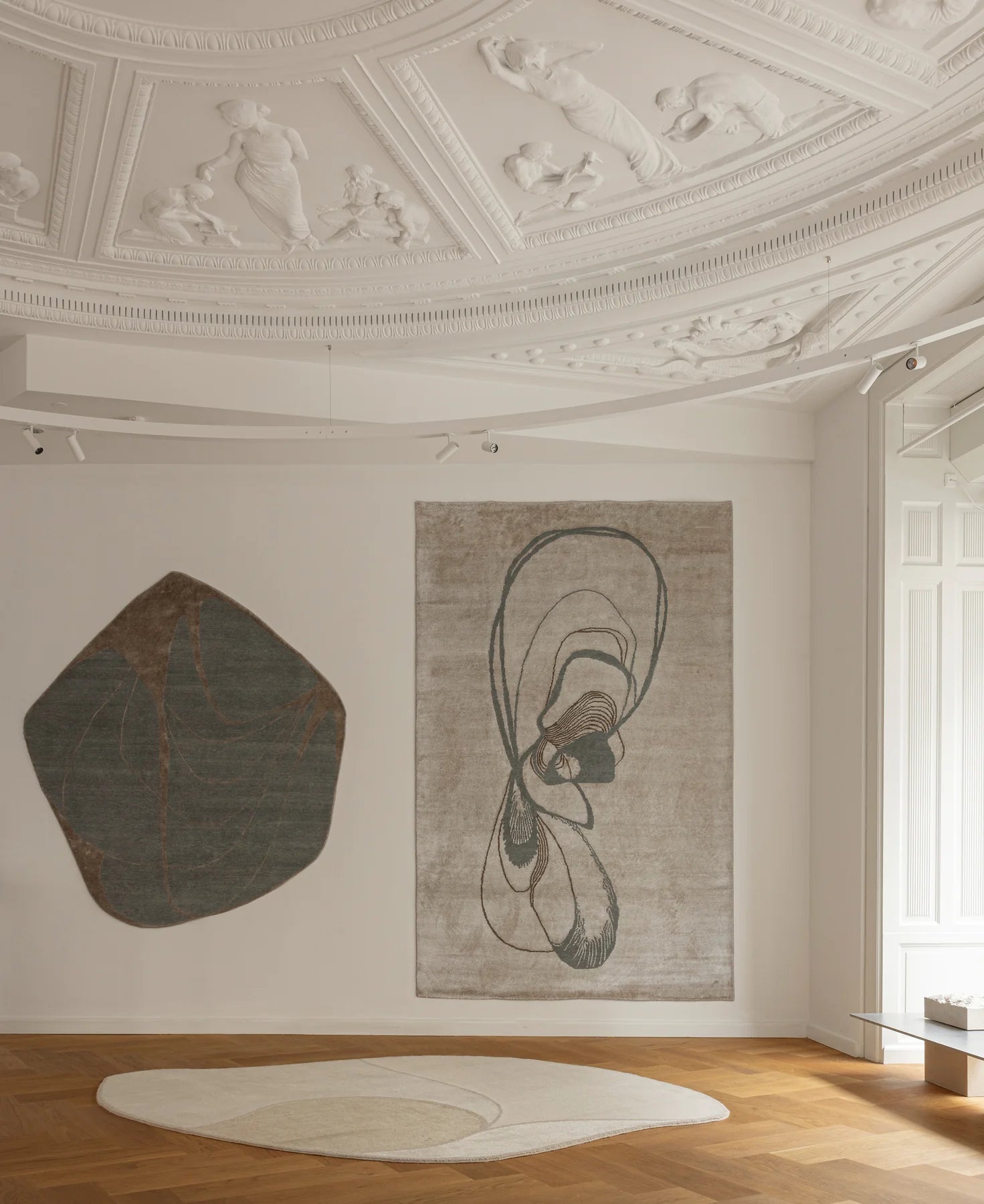 Nesymetrický koberec OYSTER TALE tyrkysový