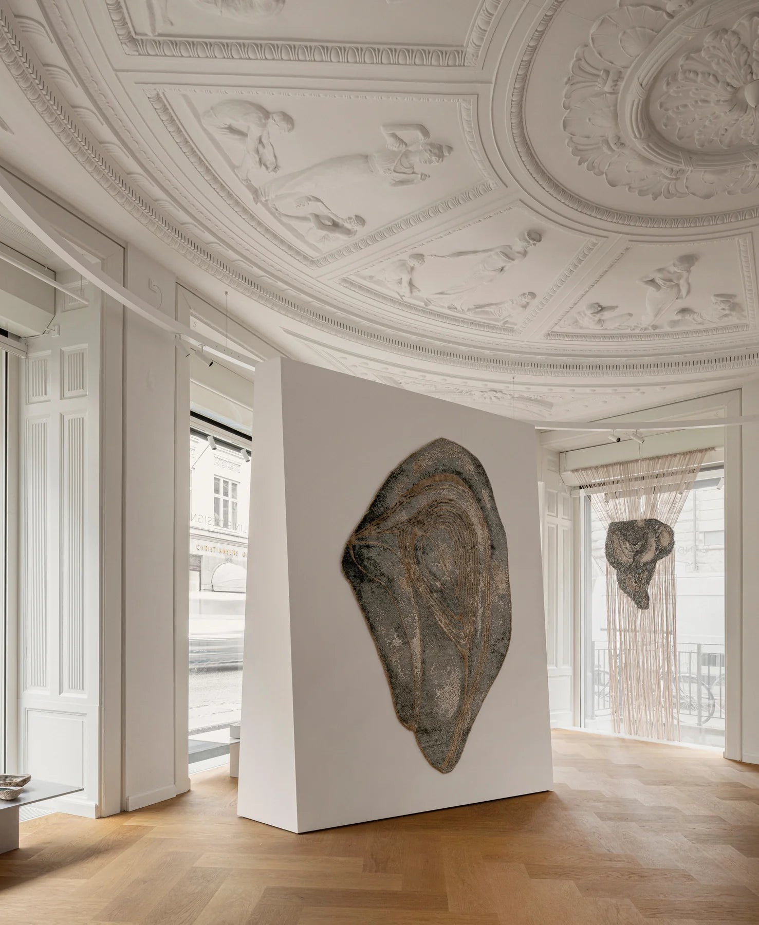 HUSHED WAVE rug blue with beige