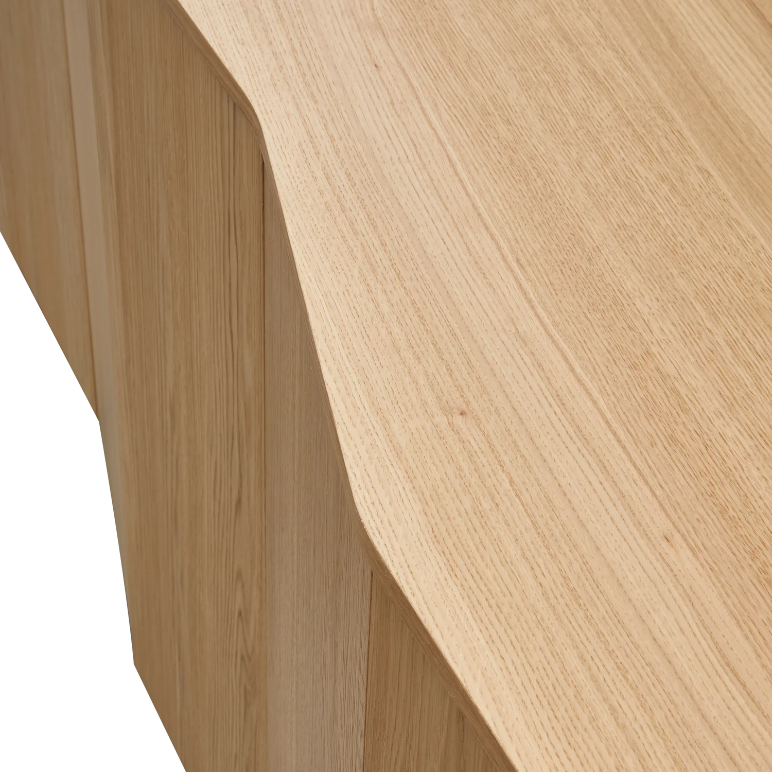 ZUMA Chest of Drawers in Oak Veneer