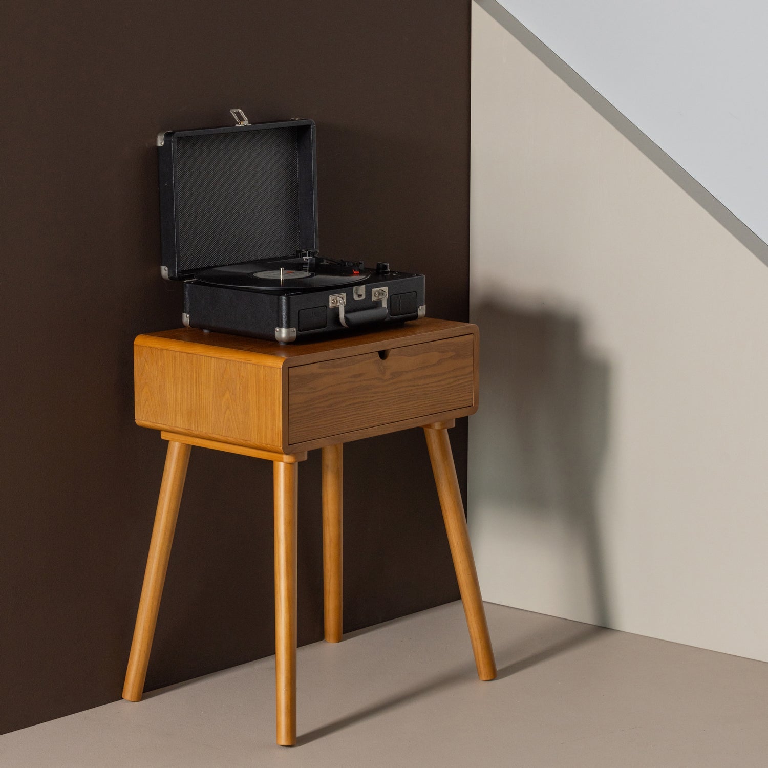 NELO Nightstand Brown
