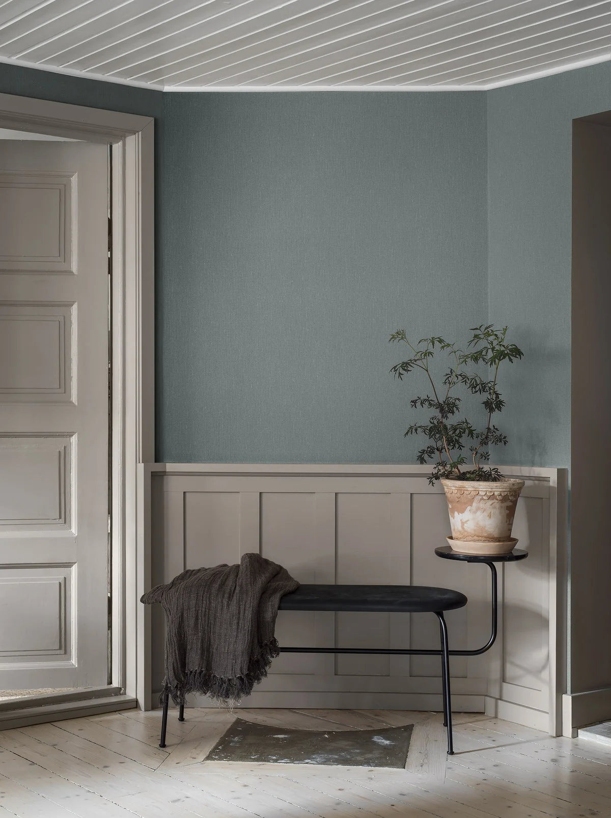 Tapeta so štruktúrou imitujúcou ľan LINEN - DUSTY DENIM zhasnutá modrá