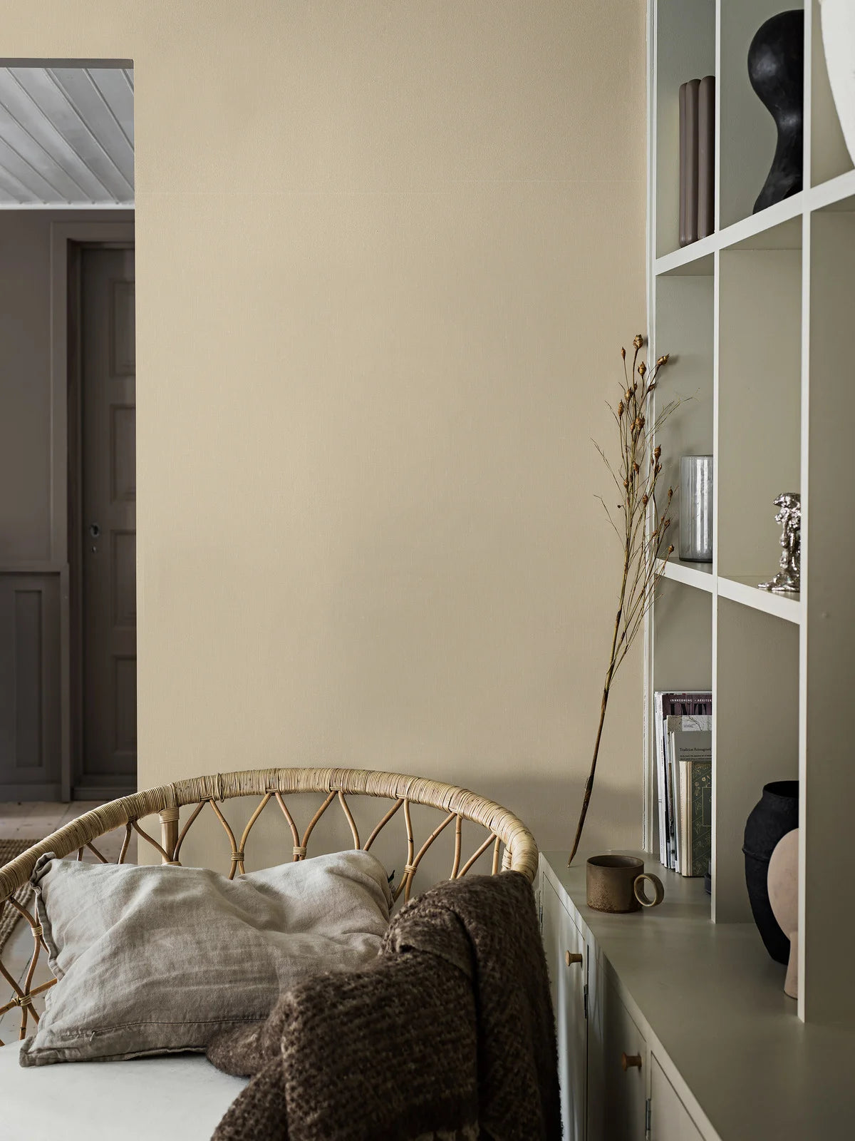 Structural wallpaper imitating linen LINEN - SUMMER YELLOW muted yellow