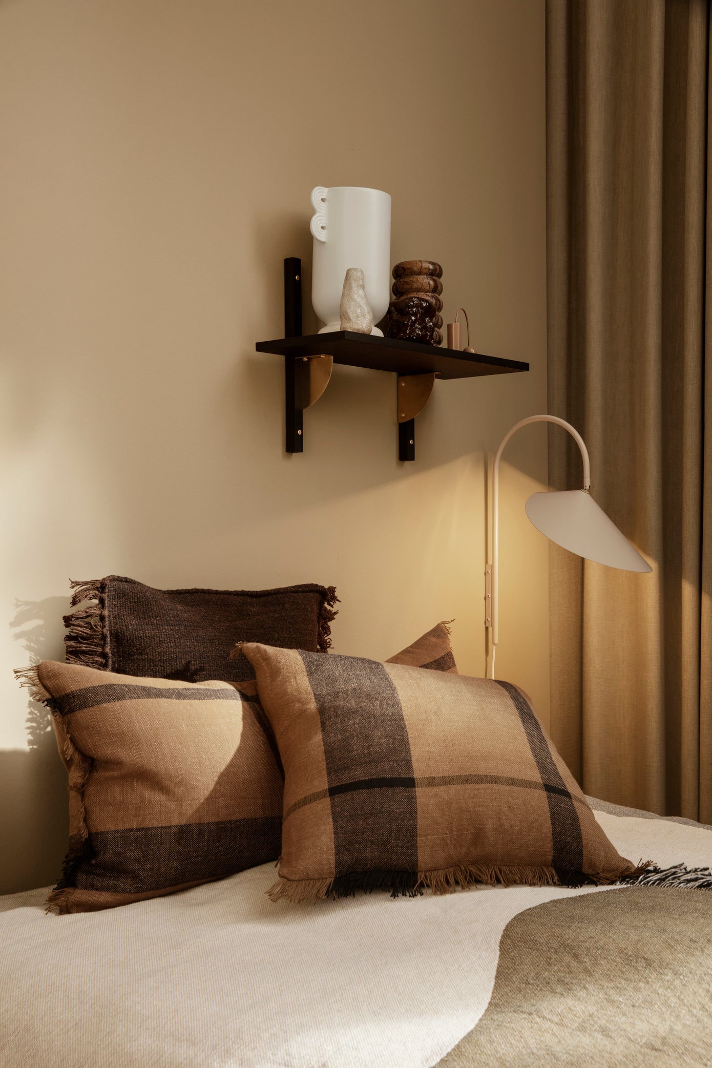 SECTOR NARROW shelf in smoked oak veneer