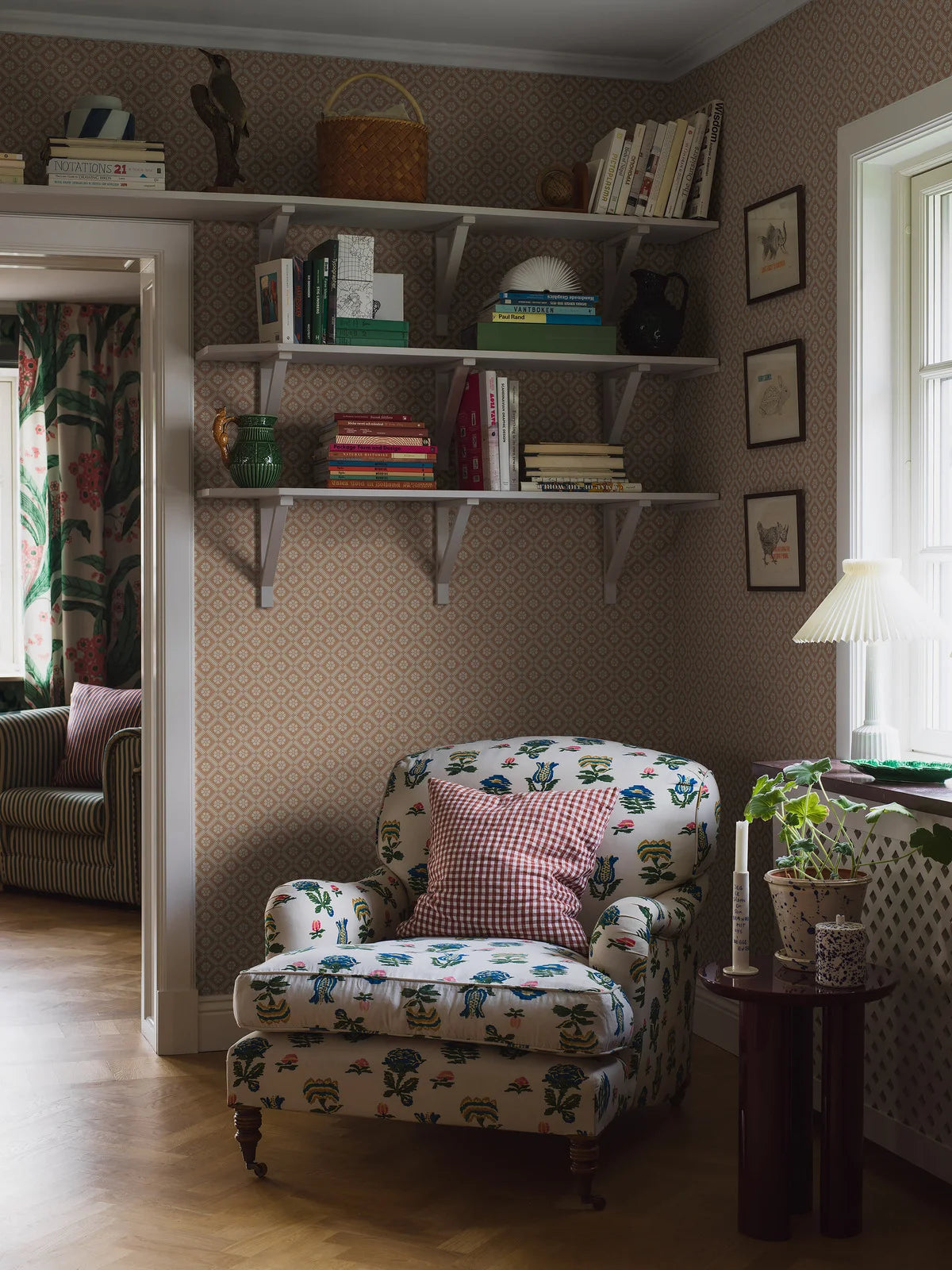 Tapeta s geometrickým vzorom LOVE terakota