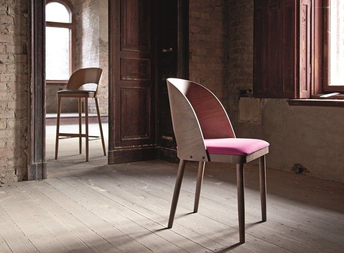 Stolička AVOLA A-1411 drevená