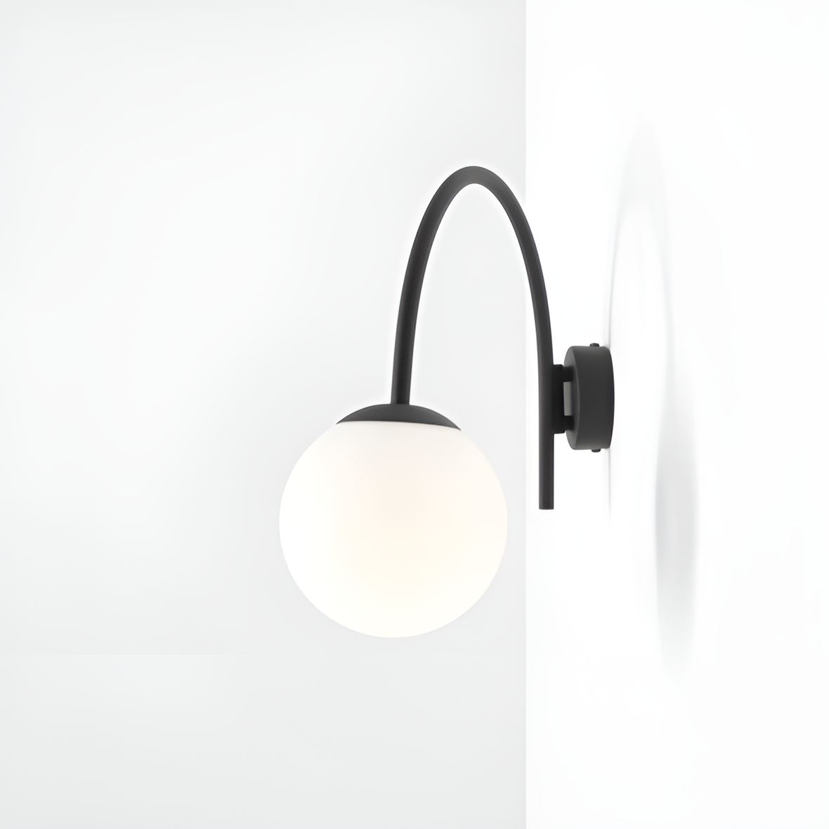 Black wall lamp with arm NAVE