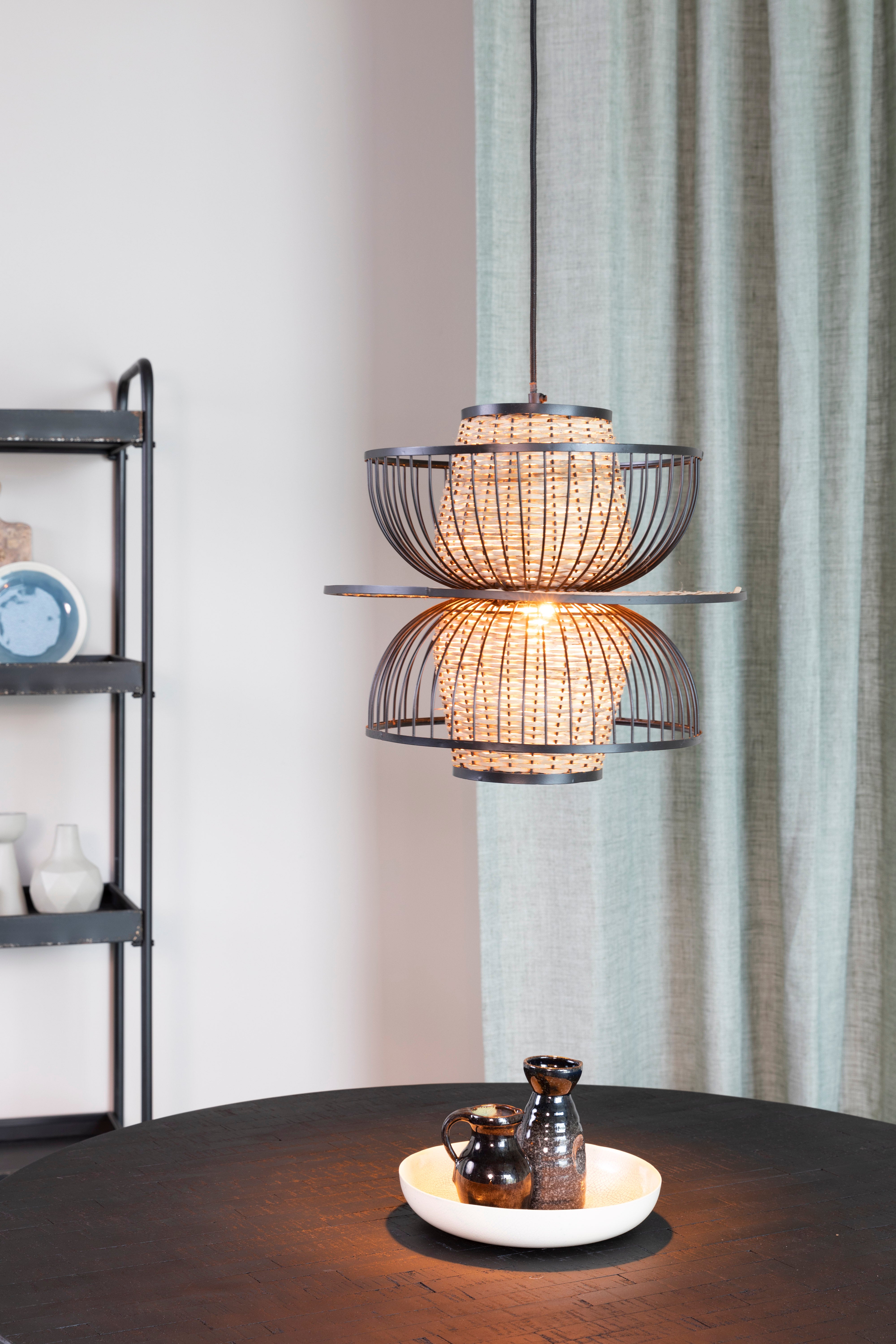 Závesná lampa CARMEN čierna s prírodným povrchom