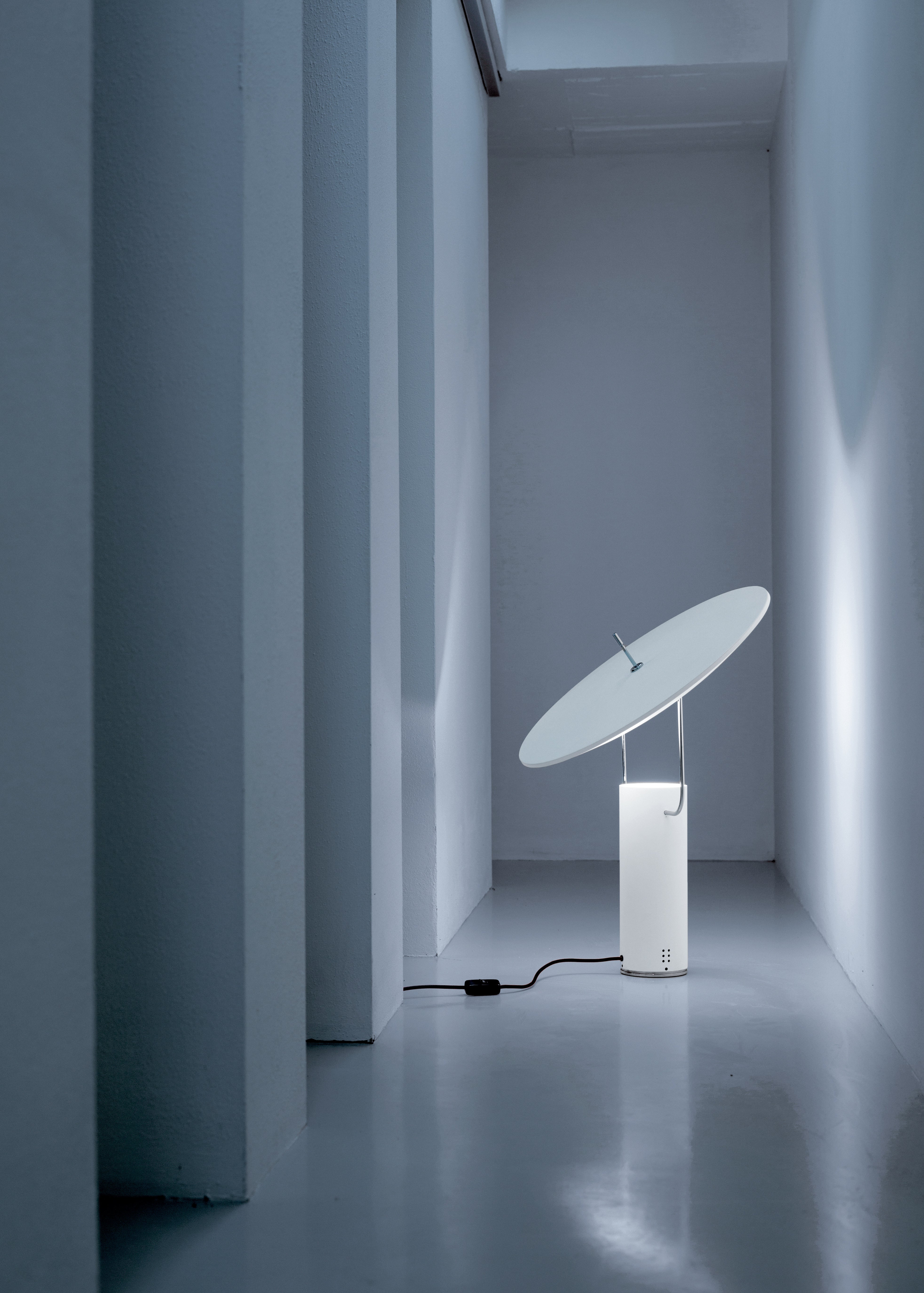 Stolná lampa TX1 biela