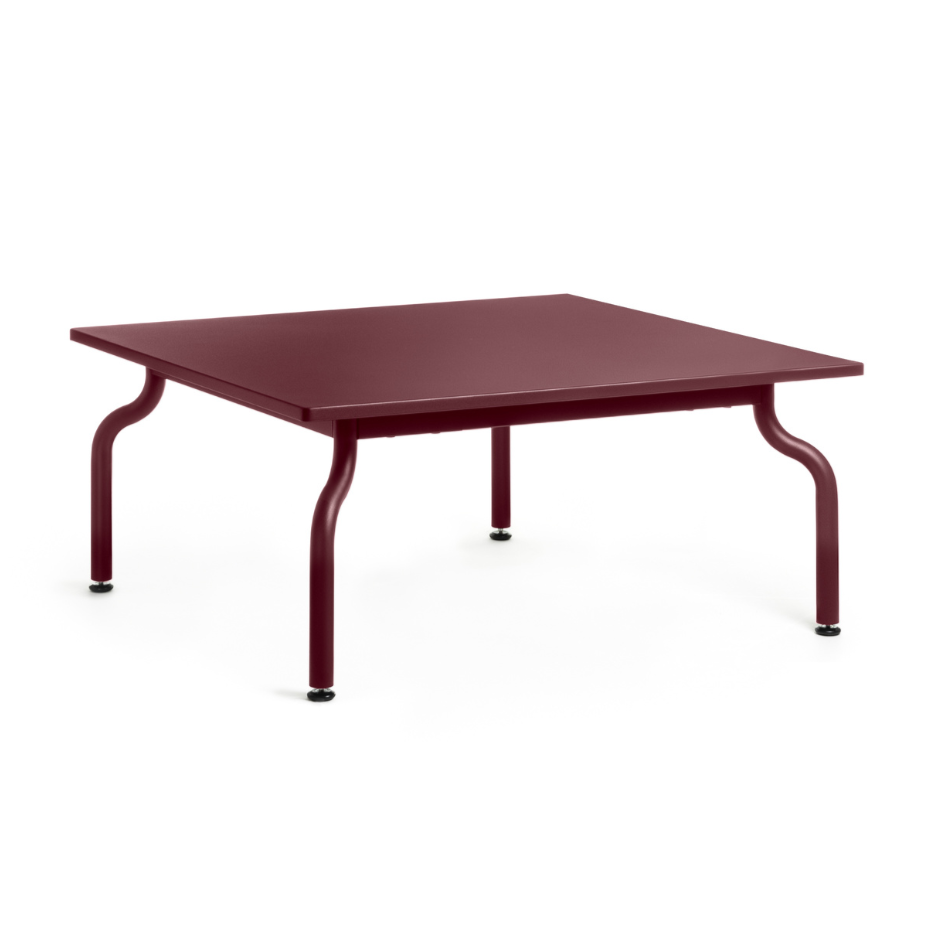 SOUTH burgundy garden coffee table