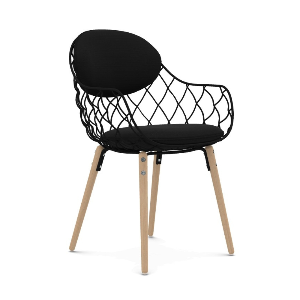 Stolička PIÑA čierna s jaseňovým podstavcom