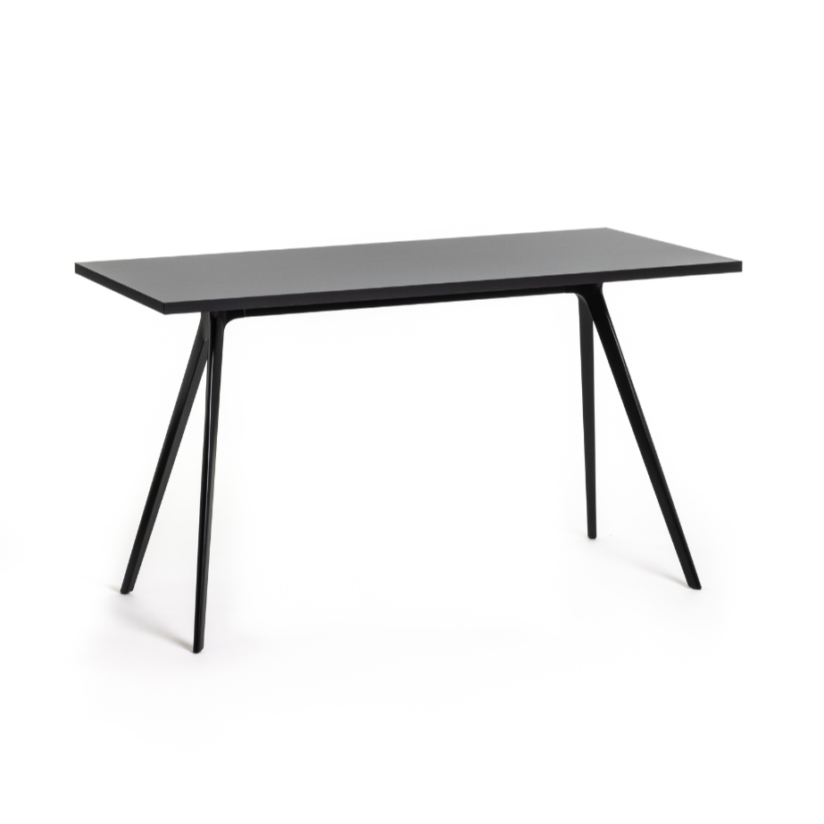 BAGUETTE desk in black with a black base