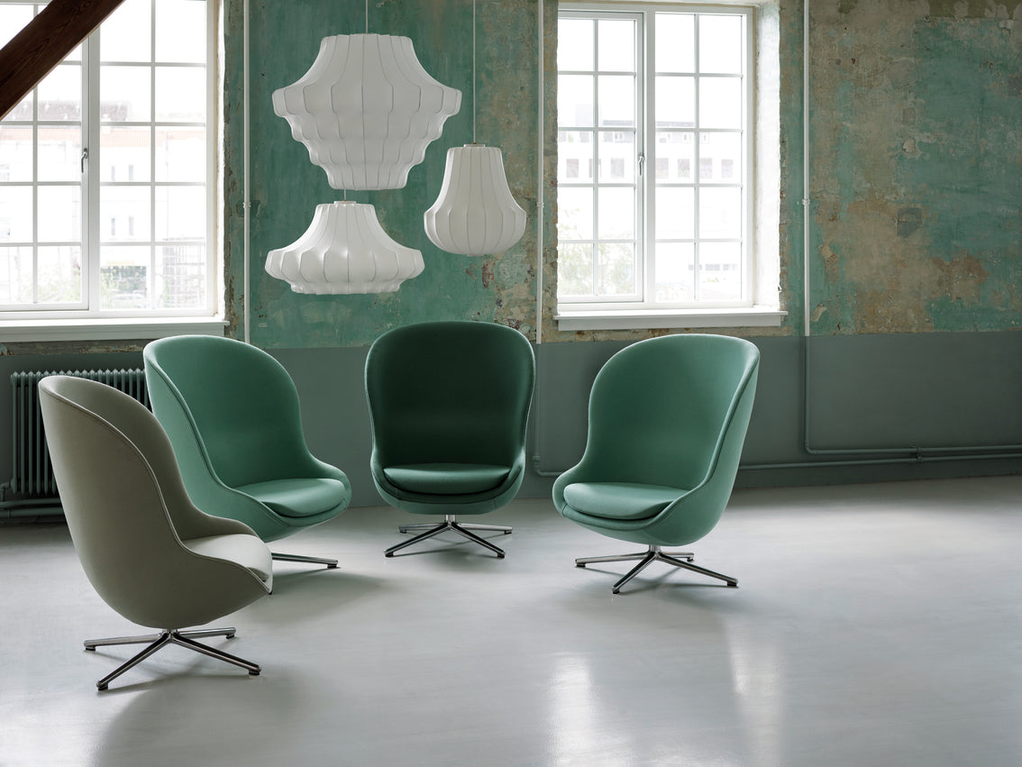 HYG HIGH armchair with black adjustable base