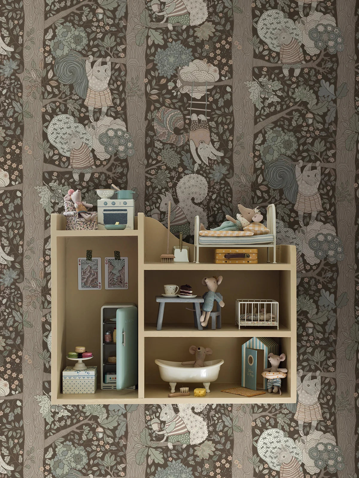 Detská tapeta s motívom rozprávkového lesa CHARLIE hnedá s bielou