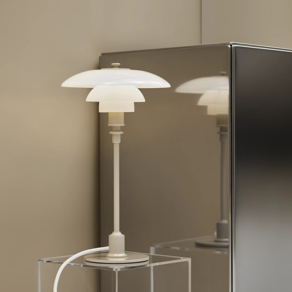 Stolná lampa PH 2/1 biela s béžovým podstavcom