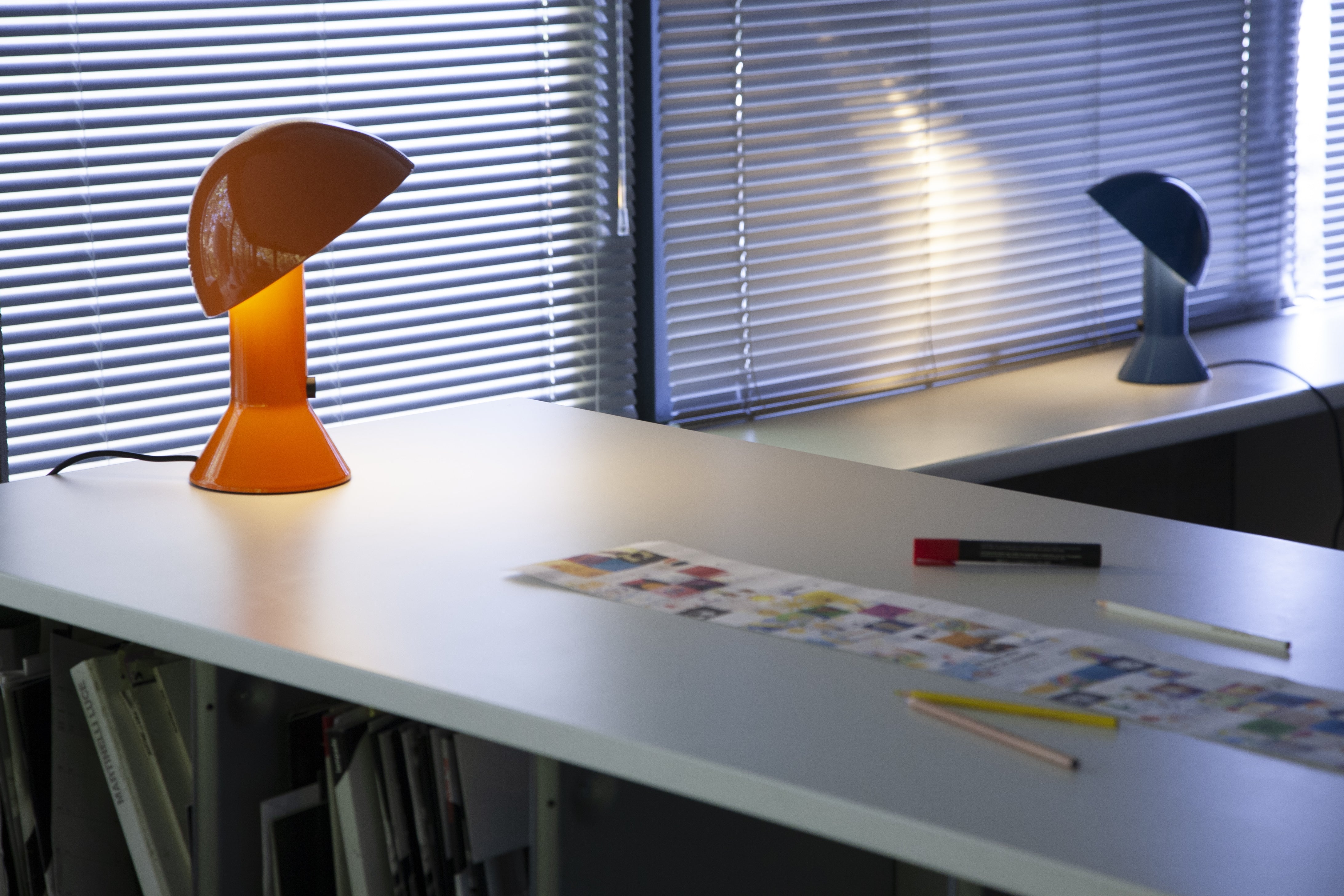 ELMETTO Table Lamp in Glossy Green