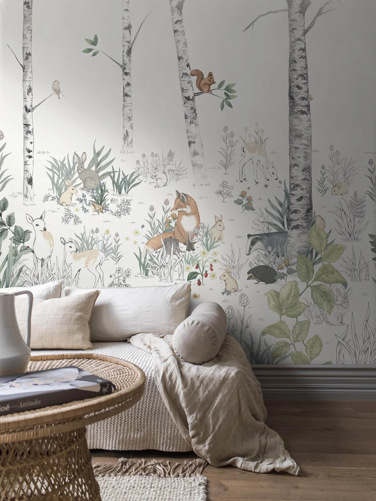 Detská nástenná maľba s lesným krajinným motívom MAGIC FOREST teplá biela