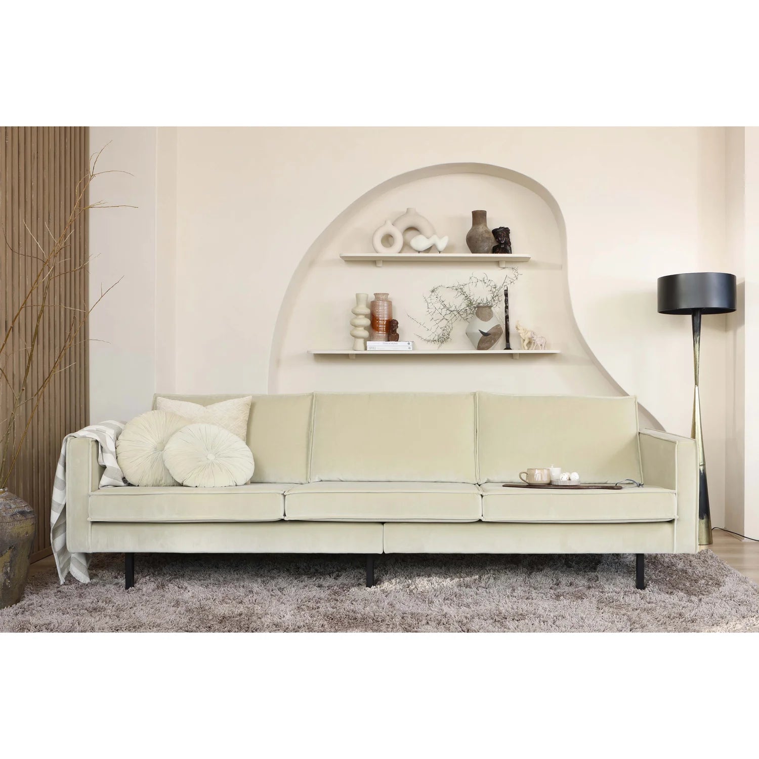 Blackout blackout floor lamp with golden