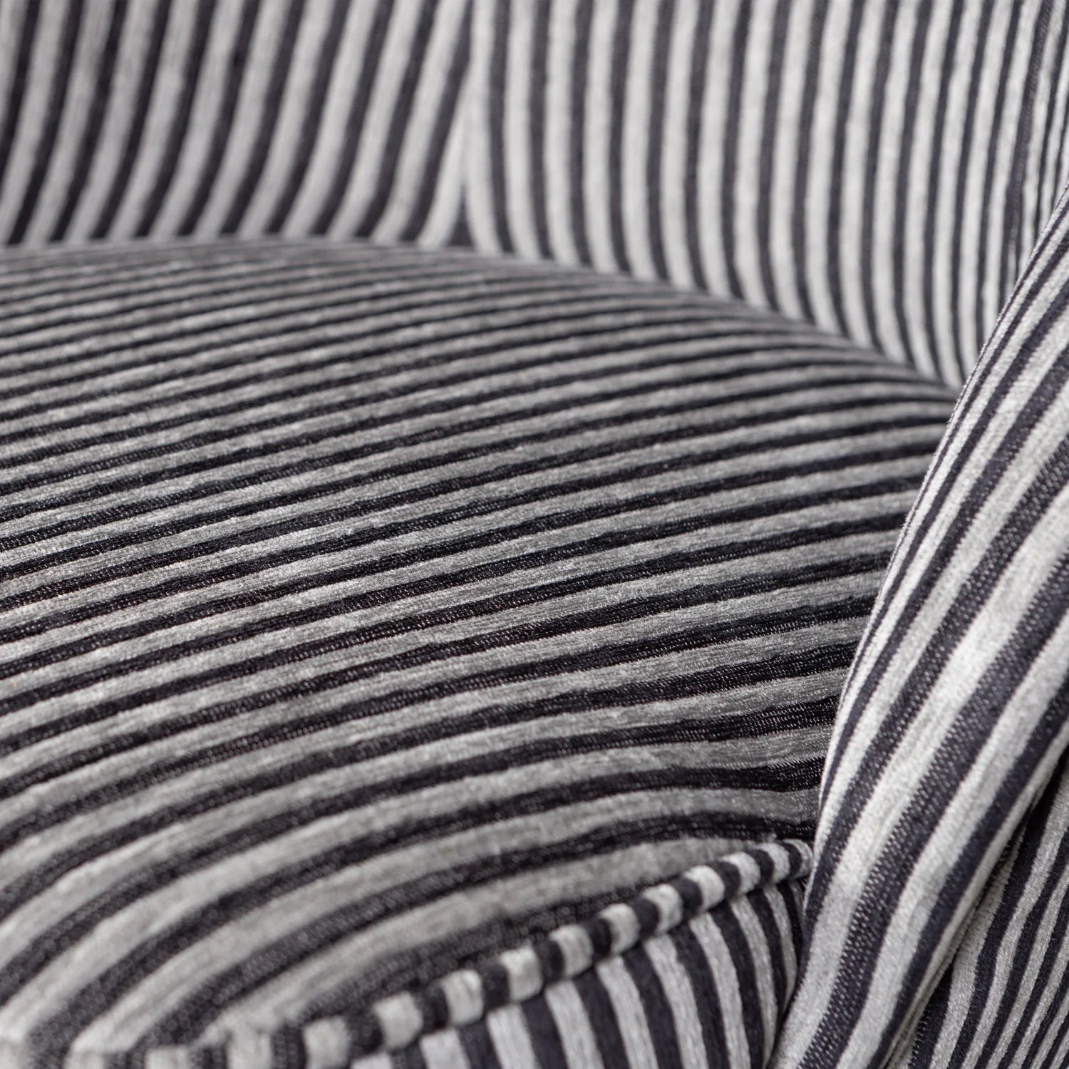 Vogue chair black and white striped