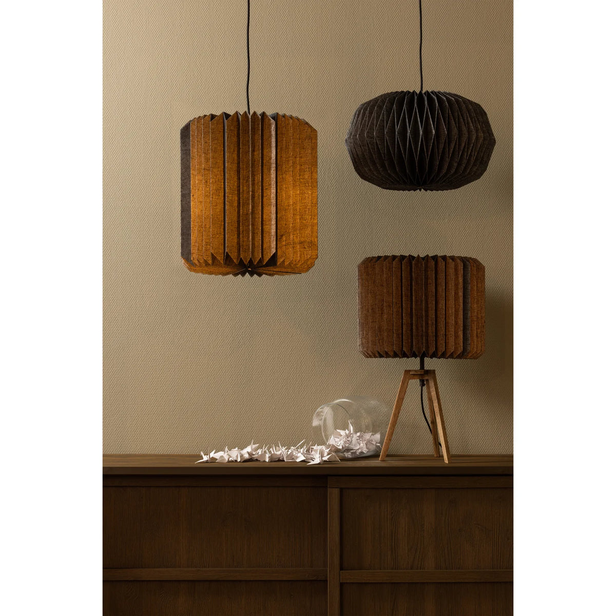 Lampa visící GLOBE čierny papier