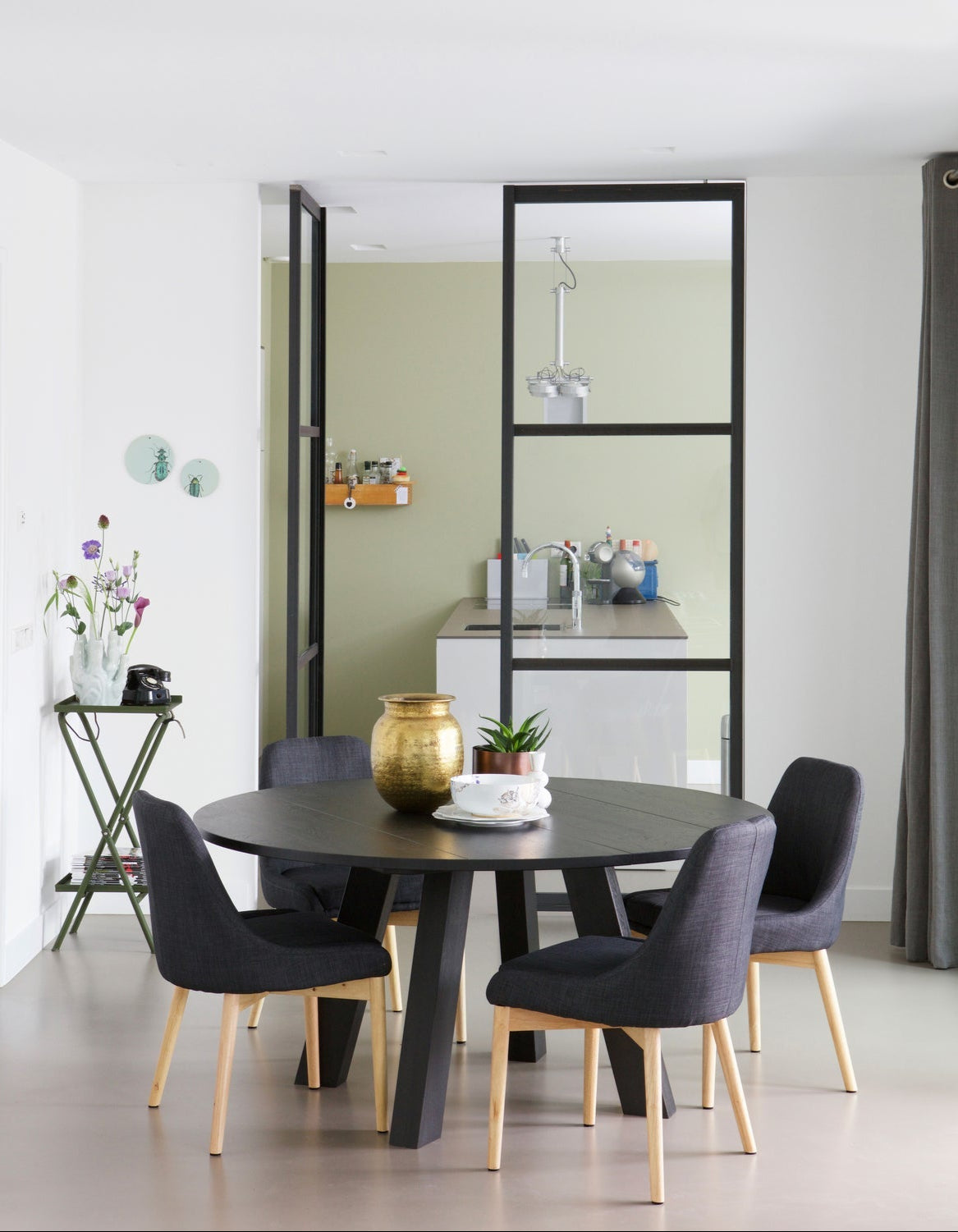 Rhonda round table black oak wood