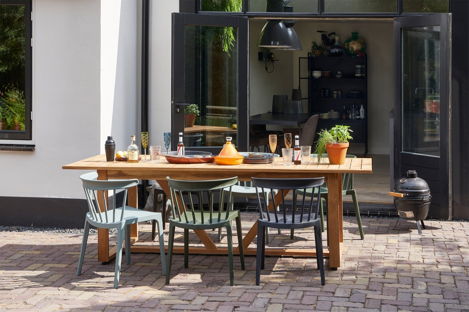 Záhradný stôl BEAVER z teakového dreva