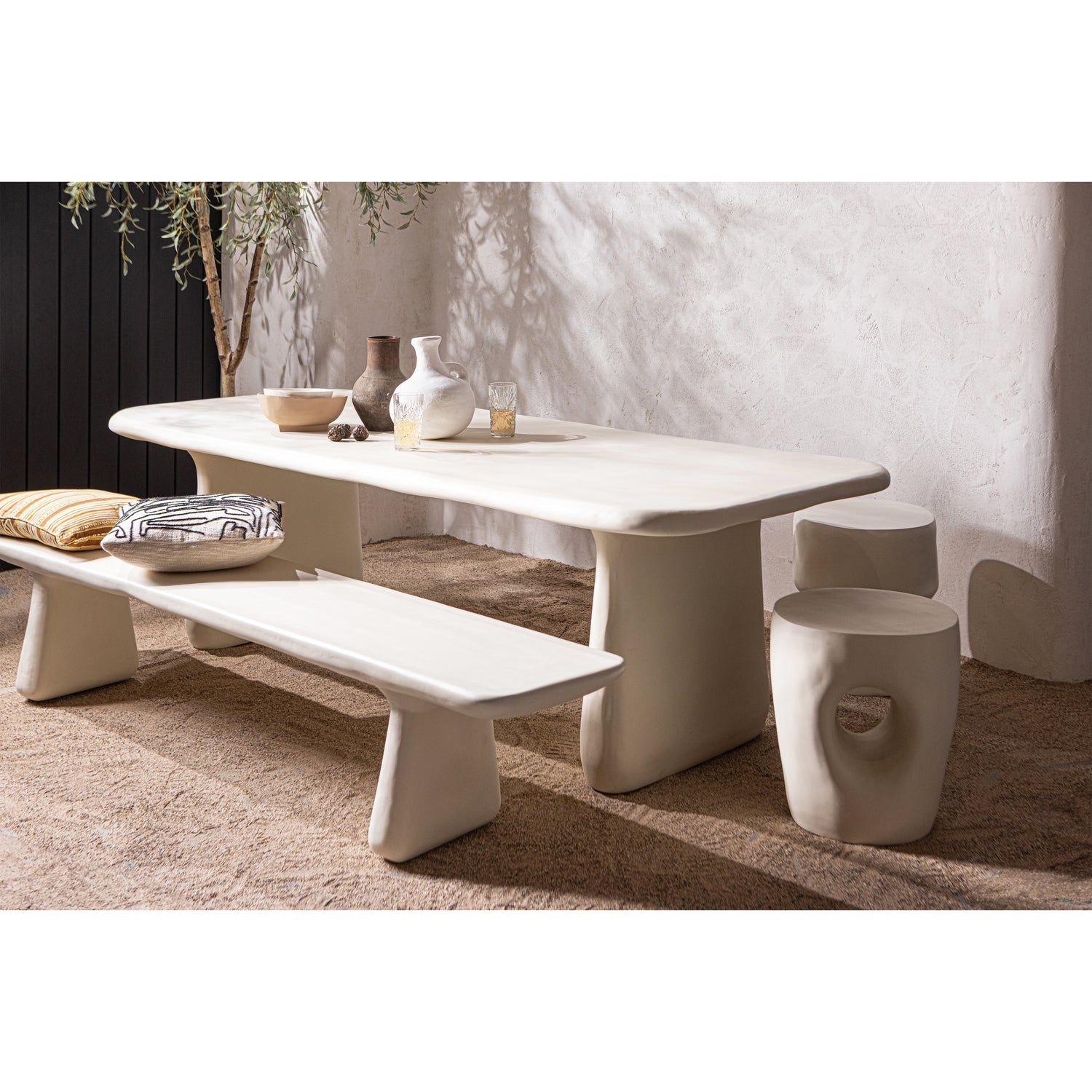 NIVO Cream Garden Table