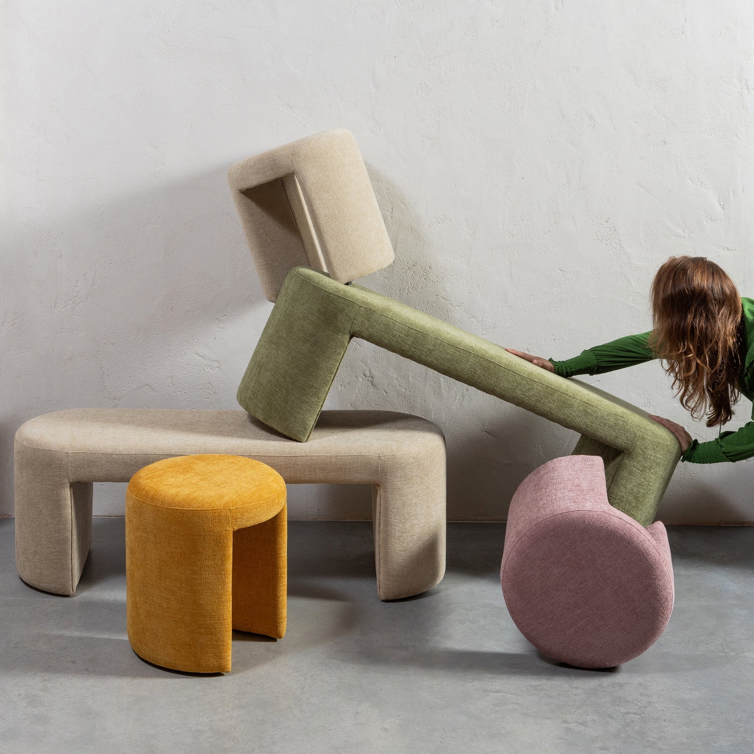 Beige jacob bench
