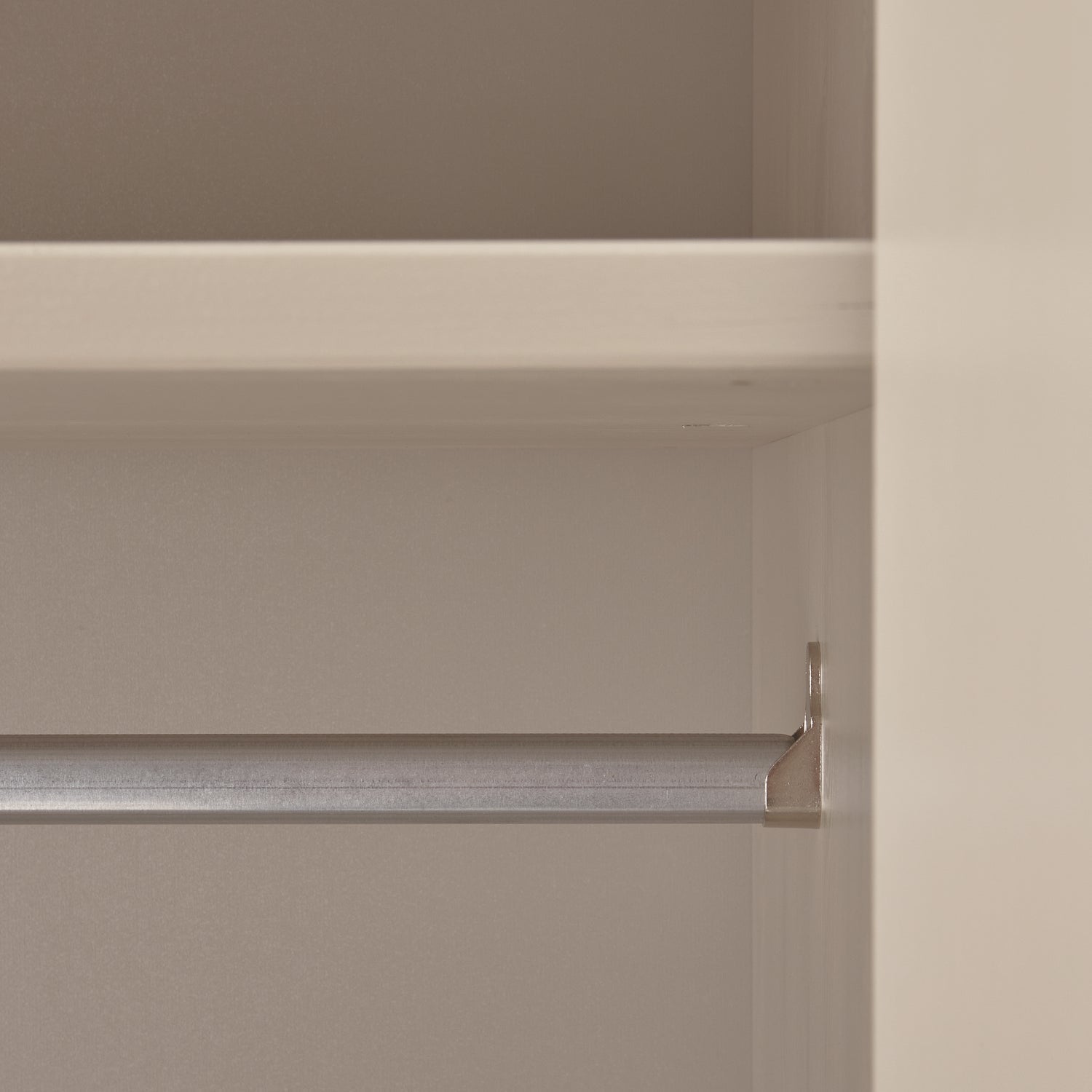 Skriňa RAIN béžová