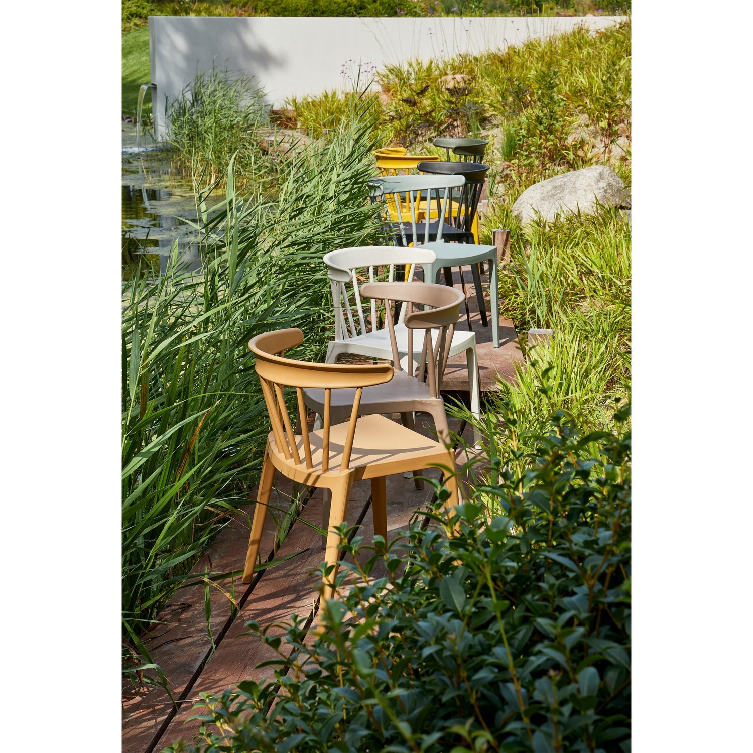 Blush brown garden chair