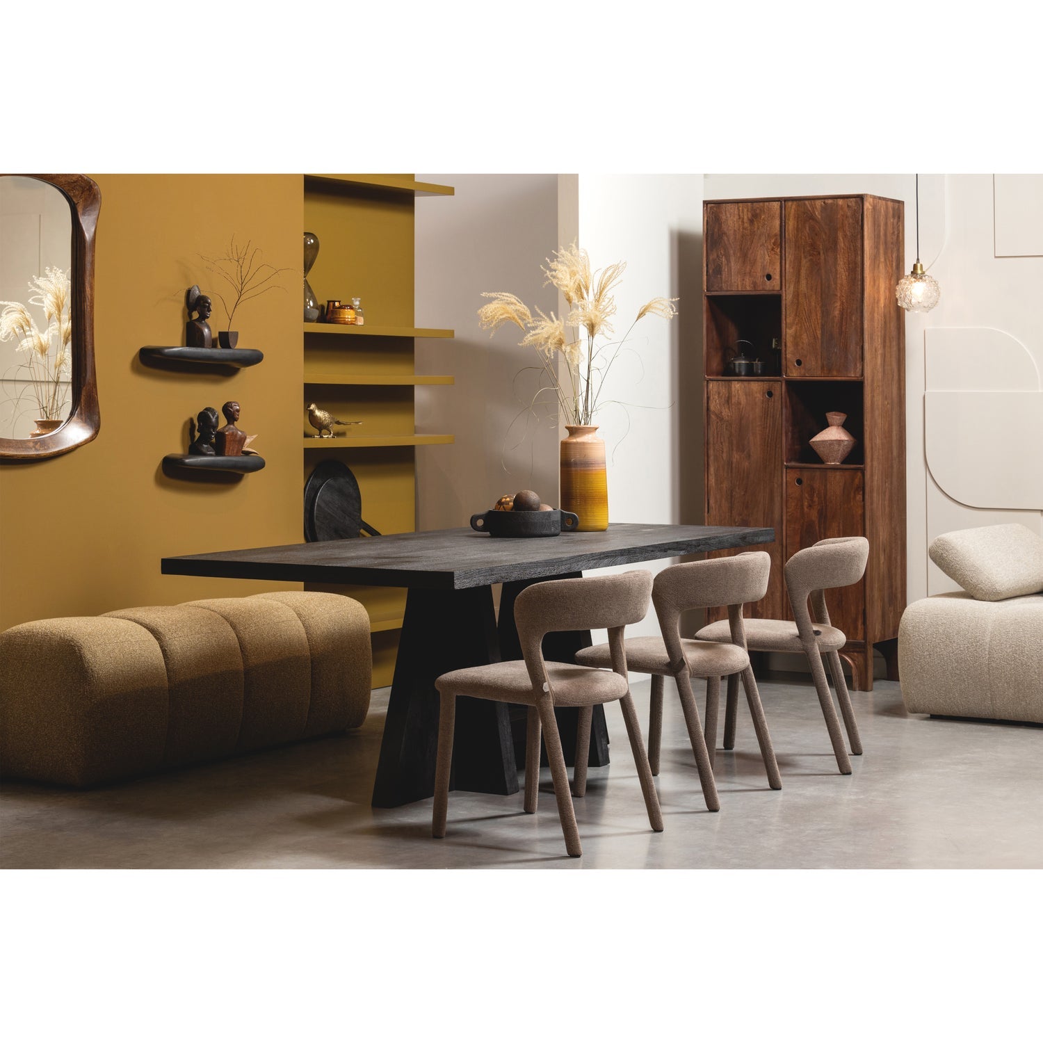 Lavica MOJO tmavý medový bouclé