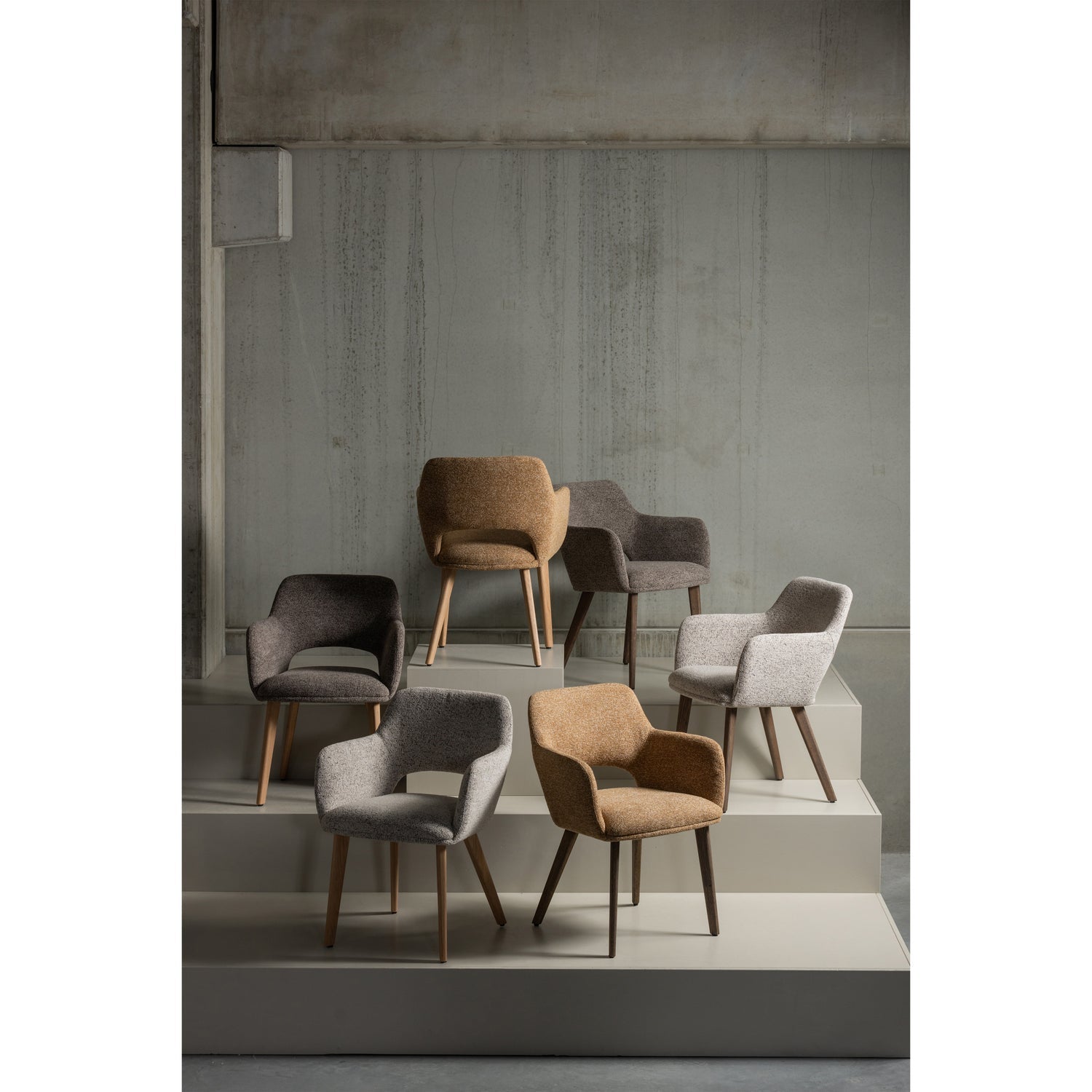 MURAT Chair brown with oak base