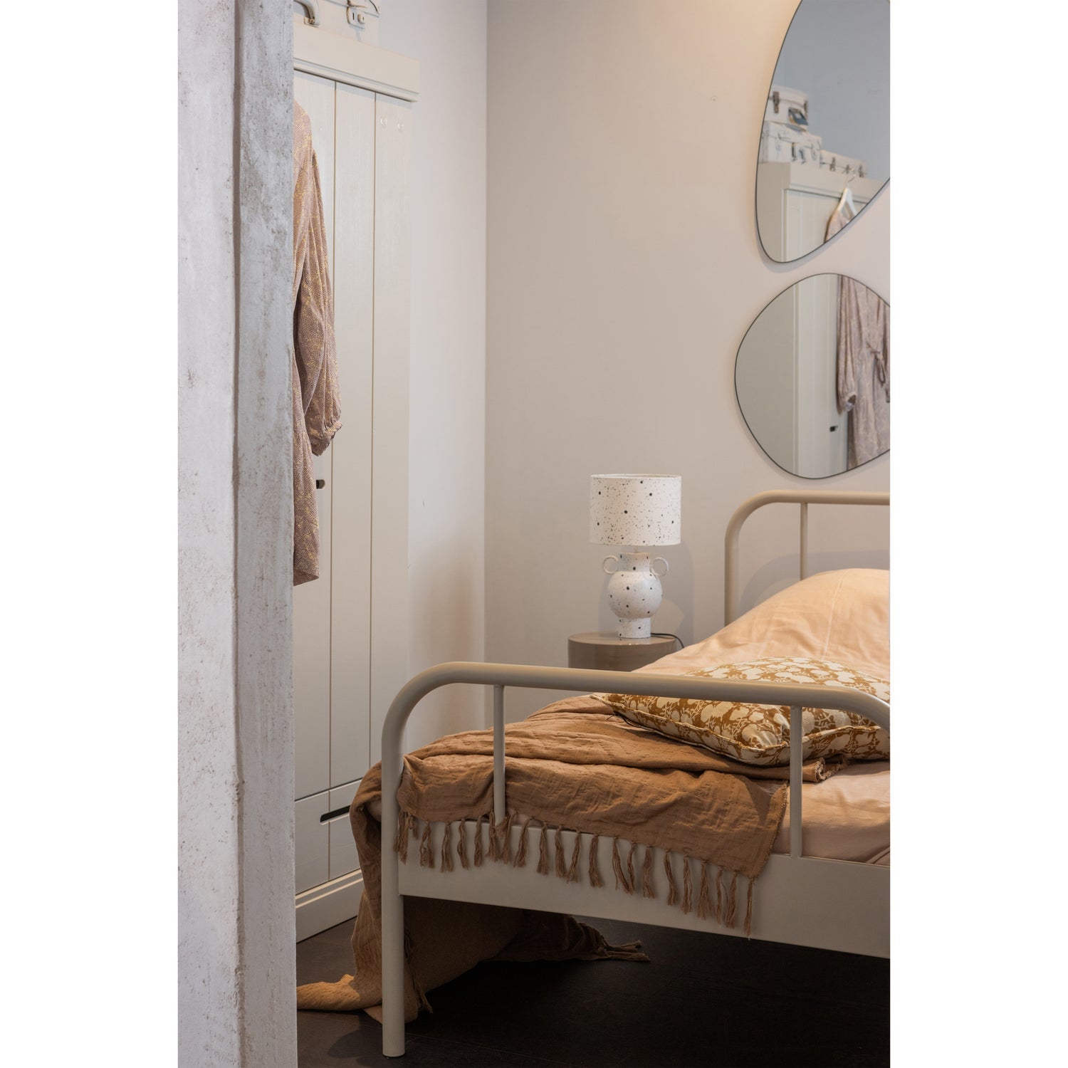 Single bed MATA sand