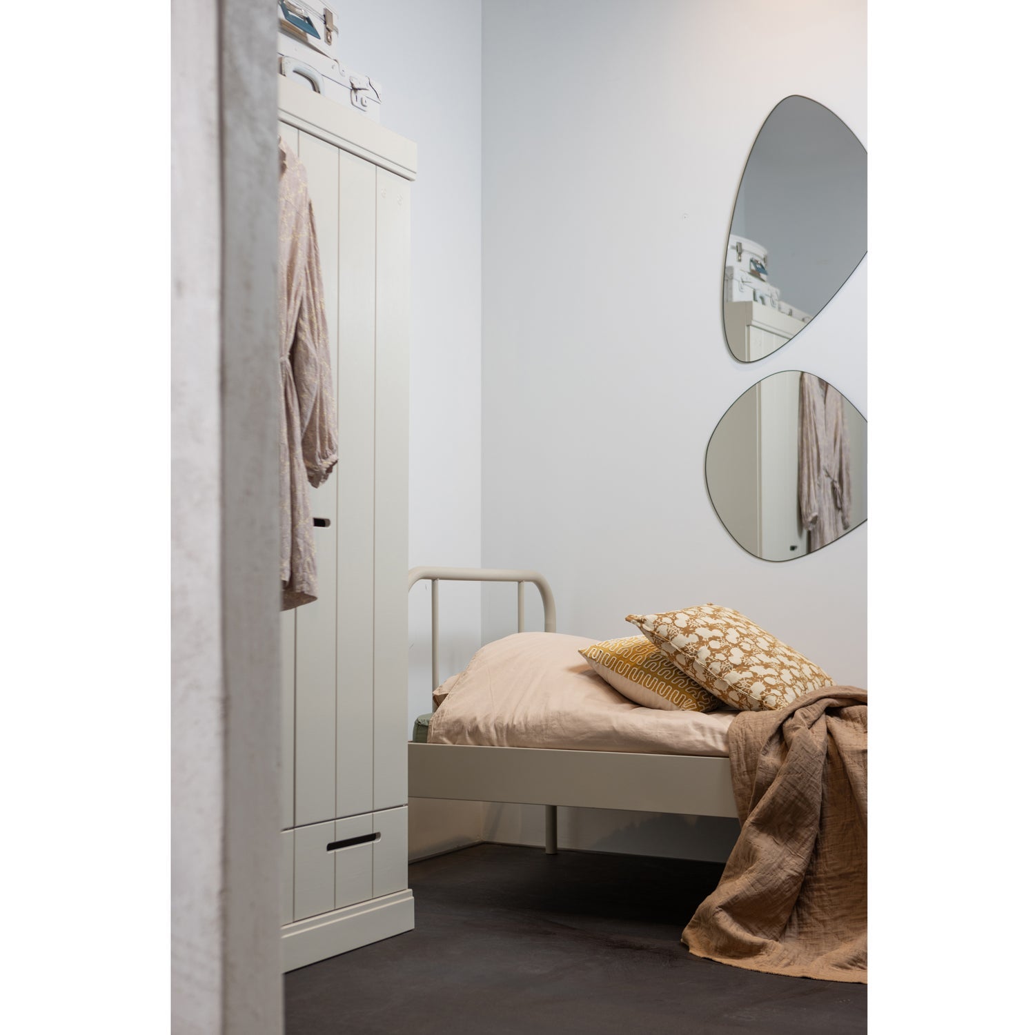 Single bed MATA sand