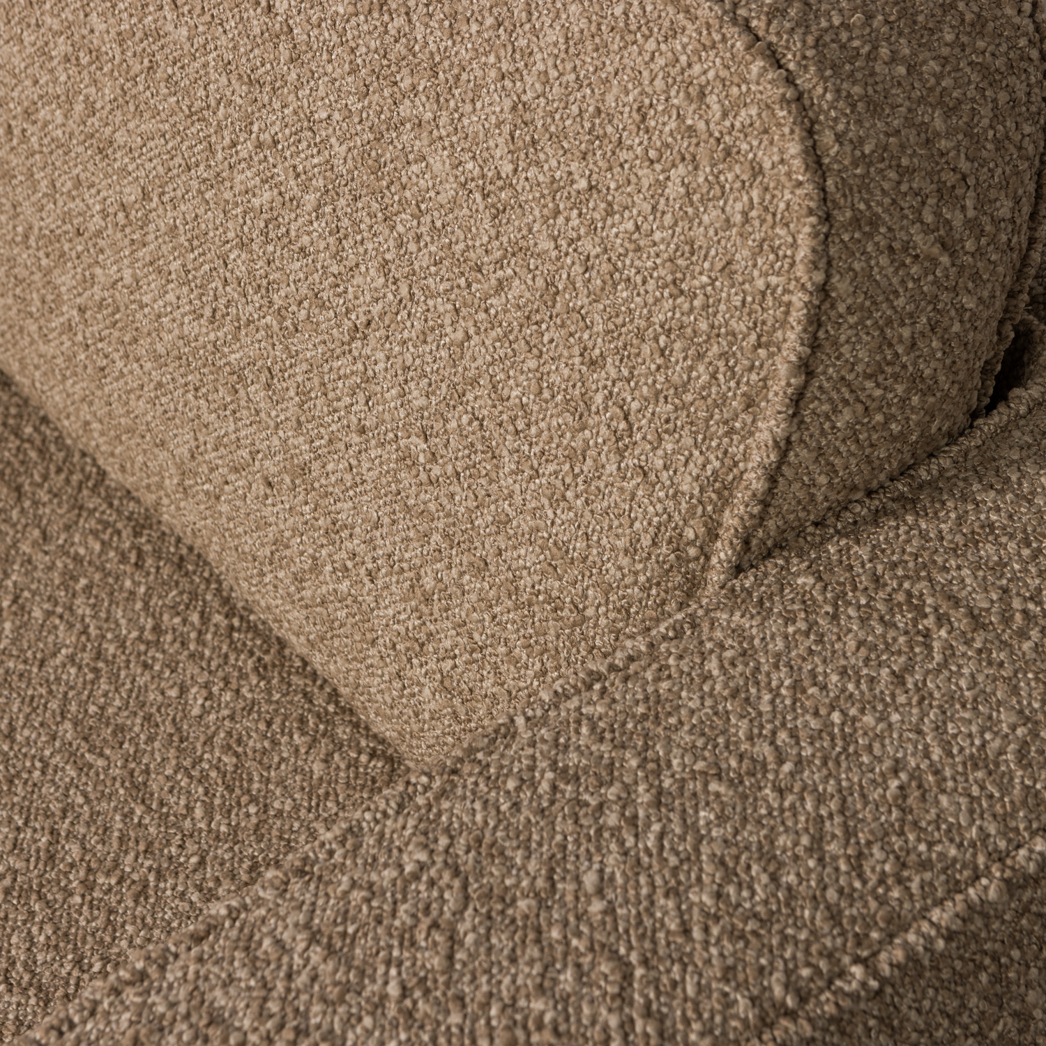 Otočný fotel LAZY hnedý bouclé