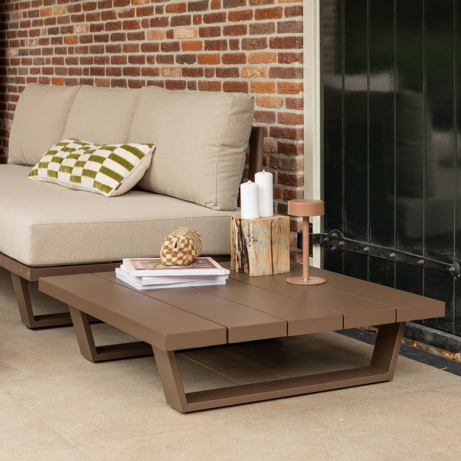 BEAR Brown Outdoor Coffee Table