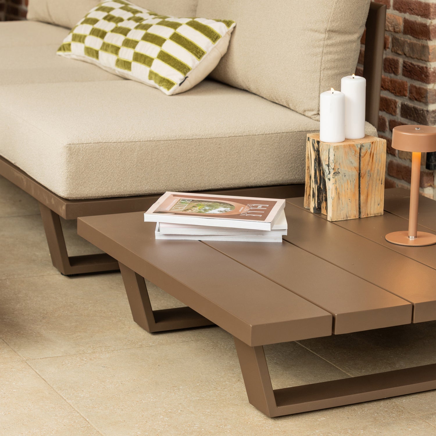 BEAR Brown Outdoor Coffee Table
