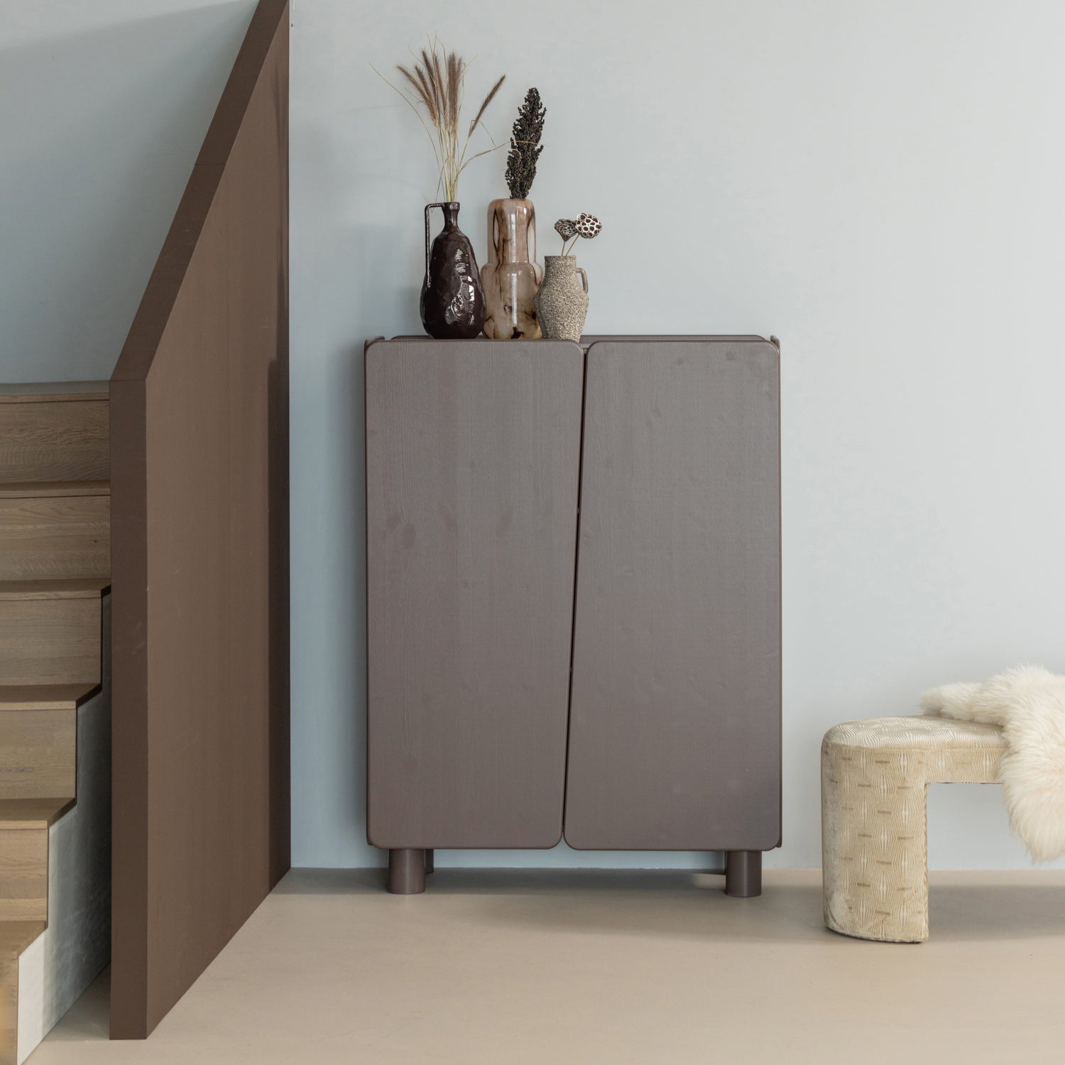 Skriňa ROOT truflová hnedá